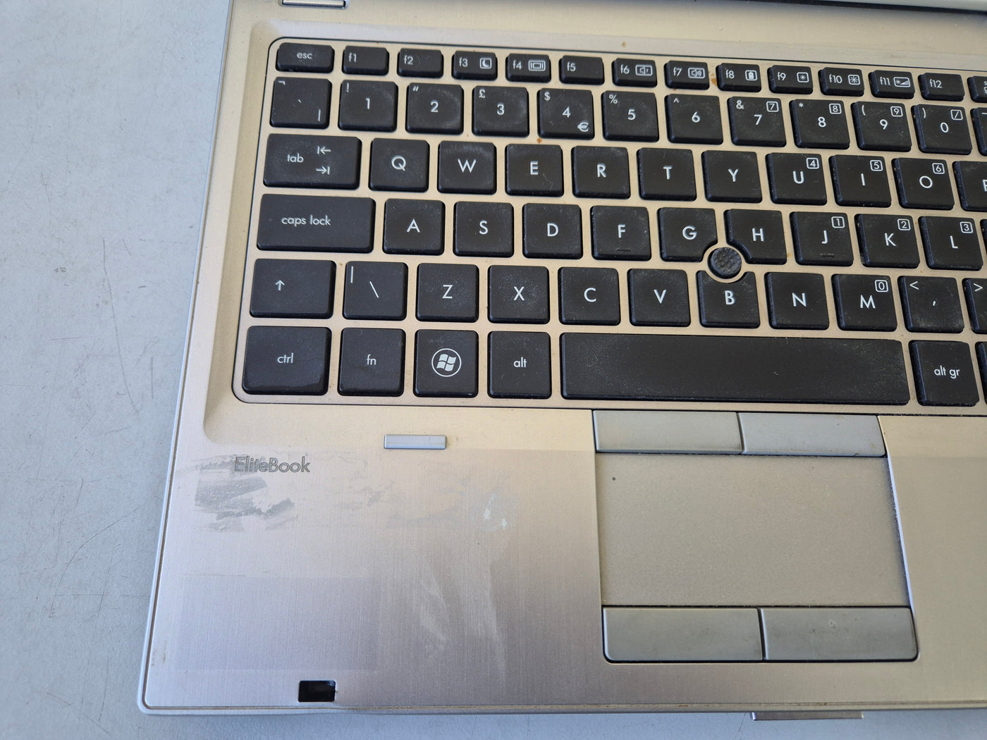 HP EliteBook 2560p NO HD NO OS 4GB RAM DVD i5 12.5" Laptop SPR