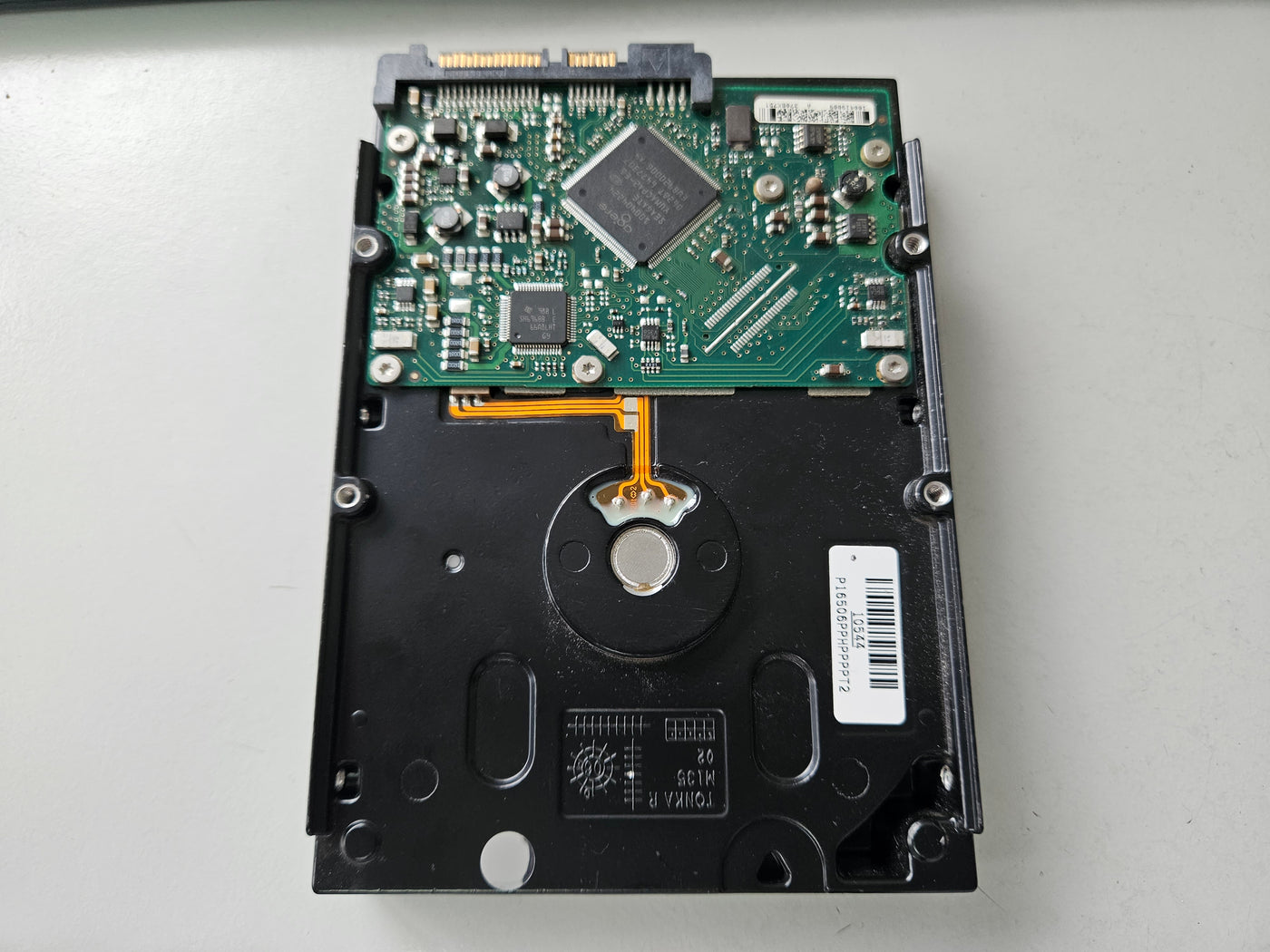 Seagate BarraCuda ES 250GB 7200RPM SATA 3.5" HDD ( ST3250820NS 9BL13E-301 ) USED