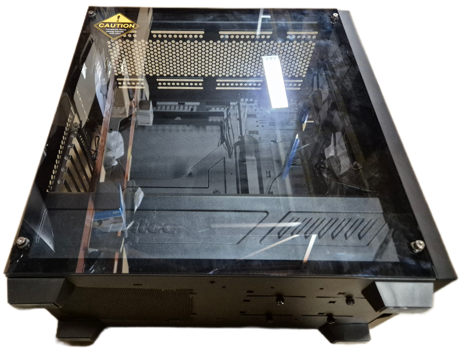 Antec P8 Mid Tower Gaming Cabinet - 3 x 120mm Fans Preinstalled USED