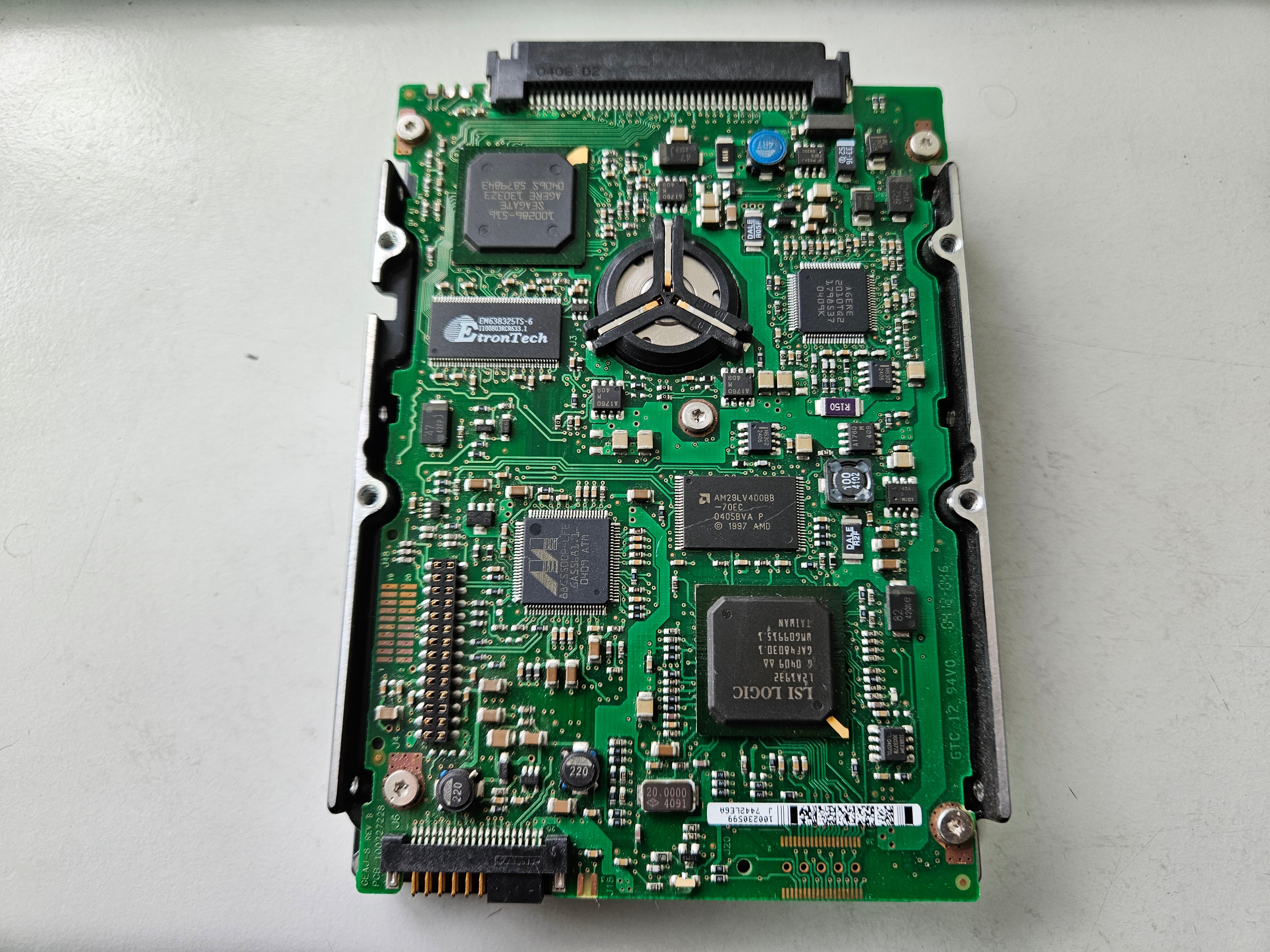 Seagate 73GB 10Krpm Ultra320 SCSI 3.5in HDD ( ST373307LC 9V3006-080 ) USED
