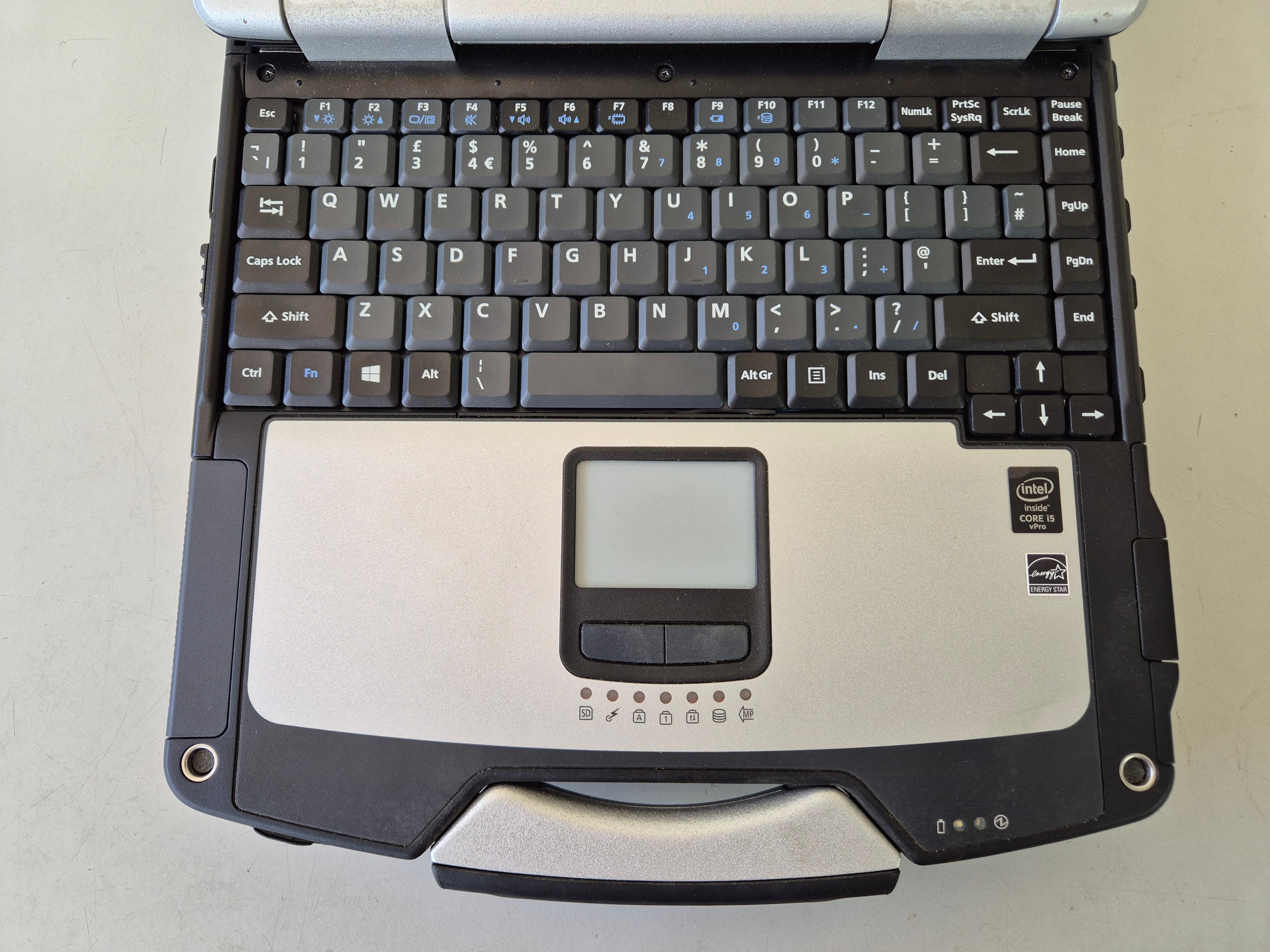 Panasonic ToughBook CF-31 500GB HDD 16GB RAM i5-5300U 2.3GHz Linux 13.1" USED