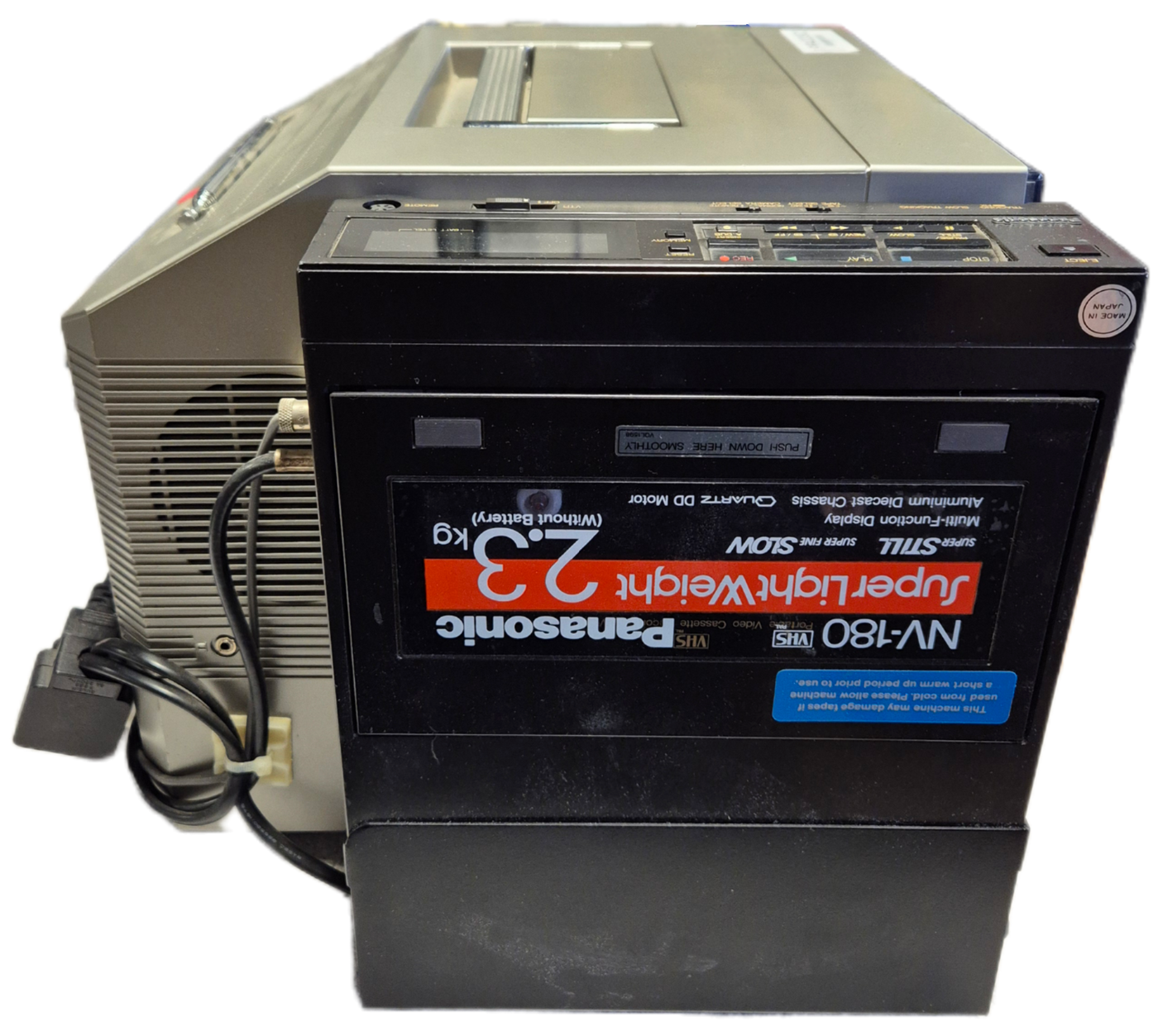 Panasonic TC-1100G Colour TV + NV-180 VHS Video Recorder ( TC-1100G ) USED