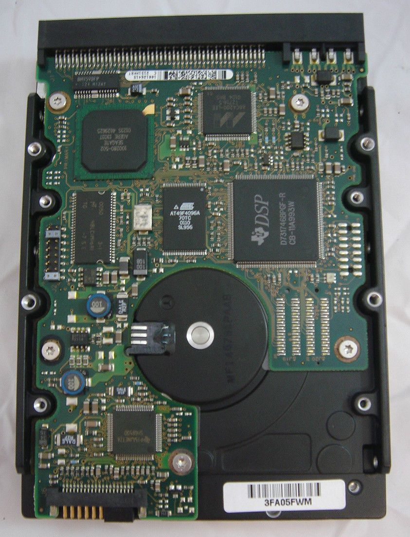 Seagate 18.4GB SCSI 50 Pin 7200rpm 3.5in HDD ( 9U2004-001 ST318417N ) USED