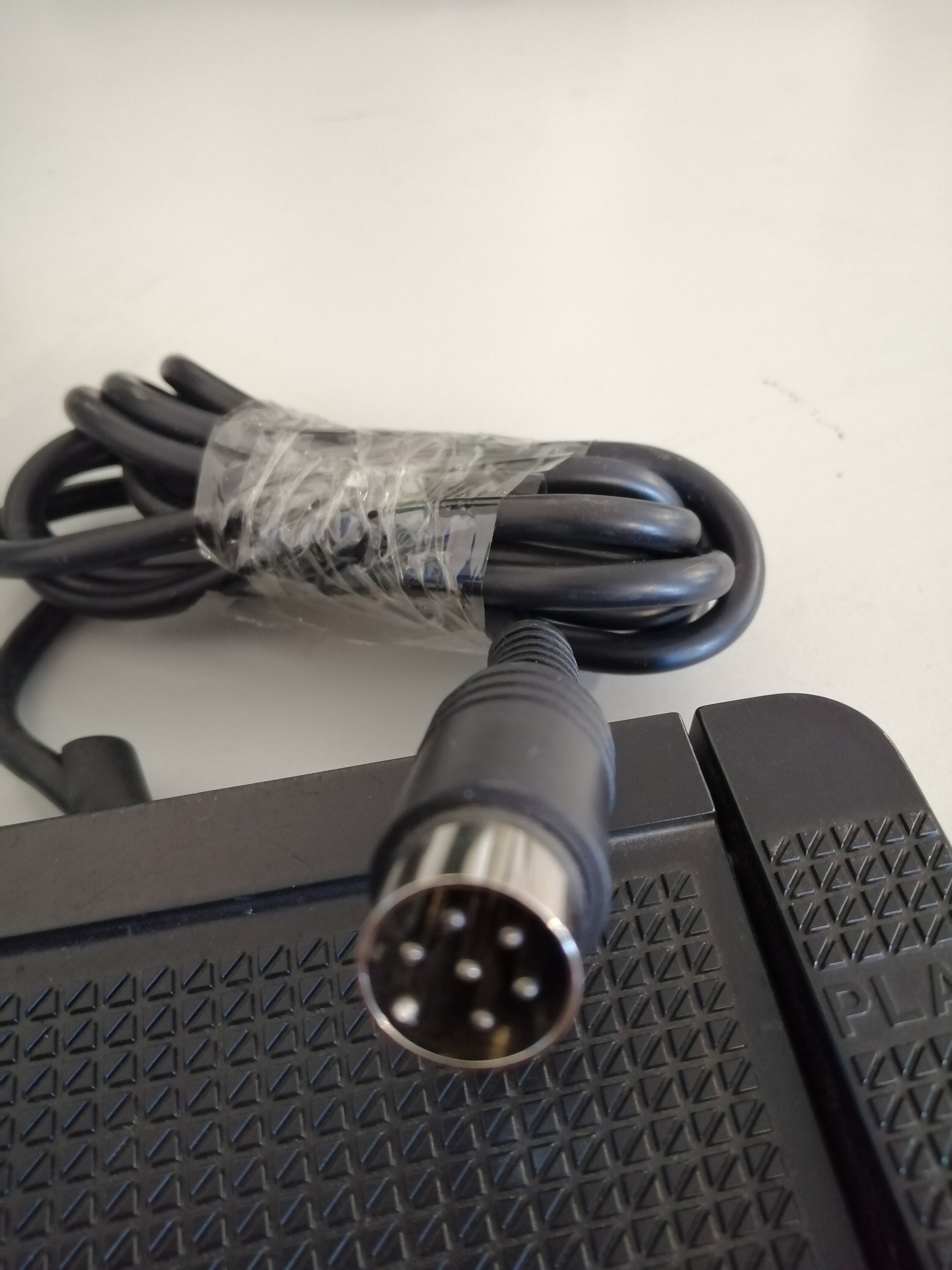 Sanyo Transcription Foot Pedal FS-53  SIX PIN ( FS-53    Sanyo USED )