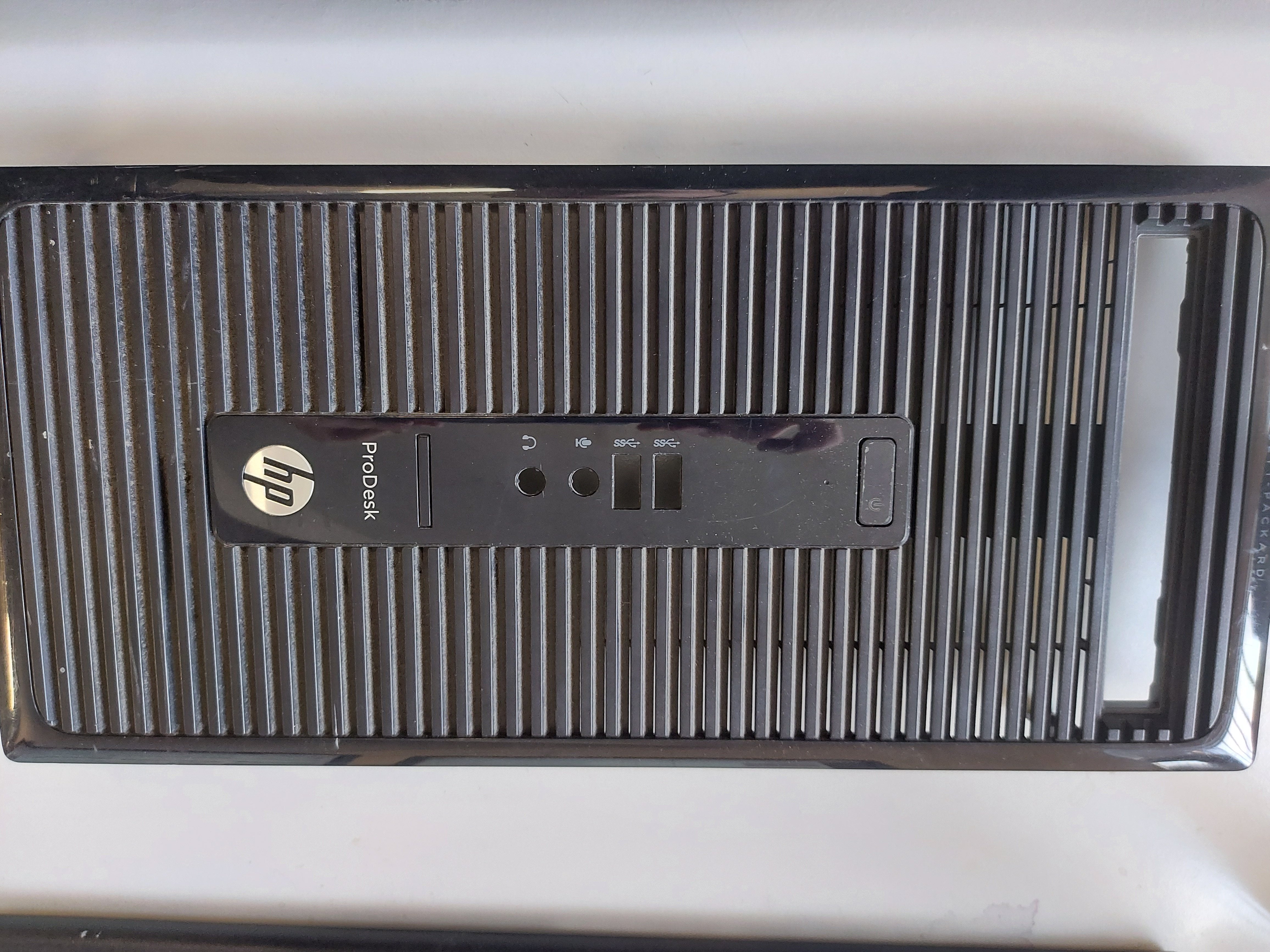 HP ProDesk SFF Desktop faceplate bezel ( C-3598 WH 15051-T6)