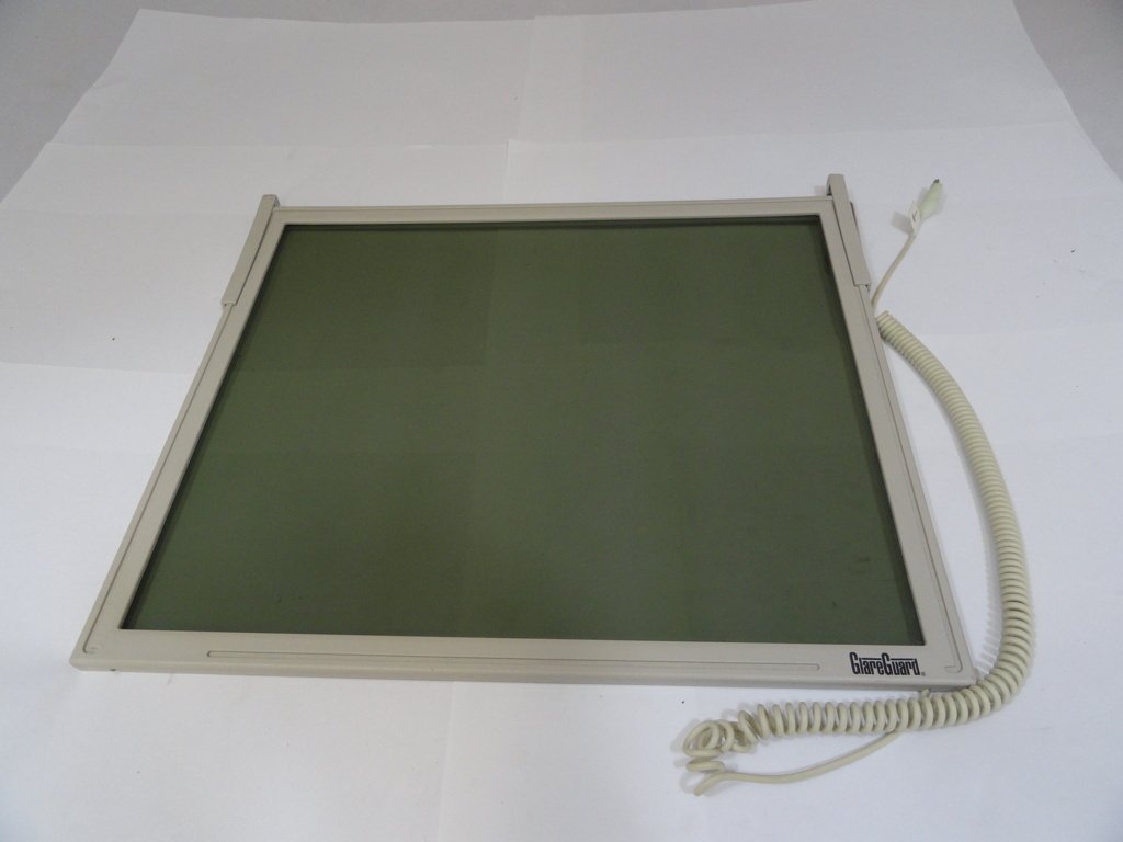 PR11292_322211240_White Glare Guard For 17" monitor - Image3