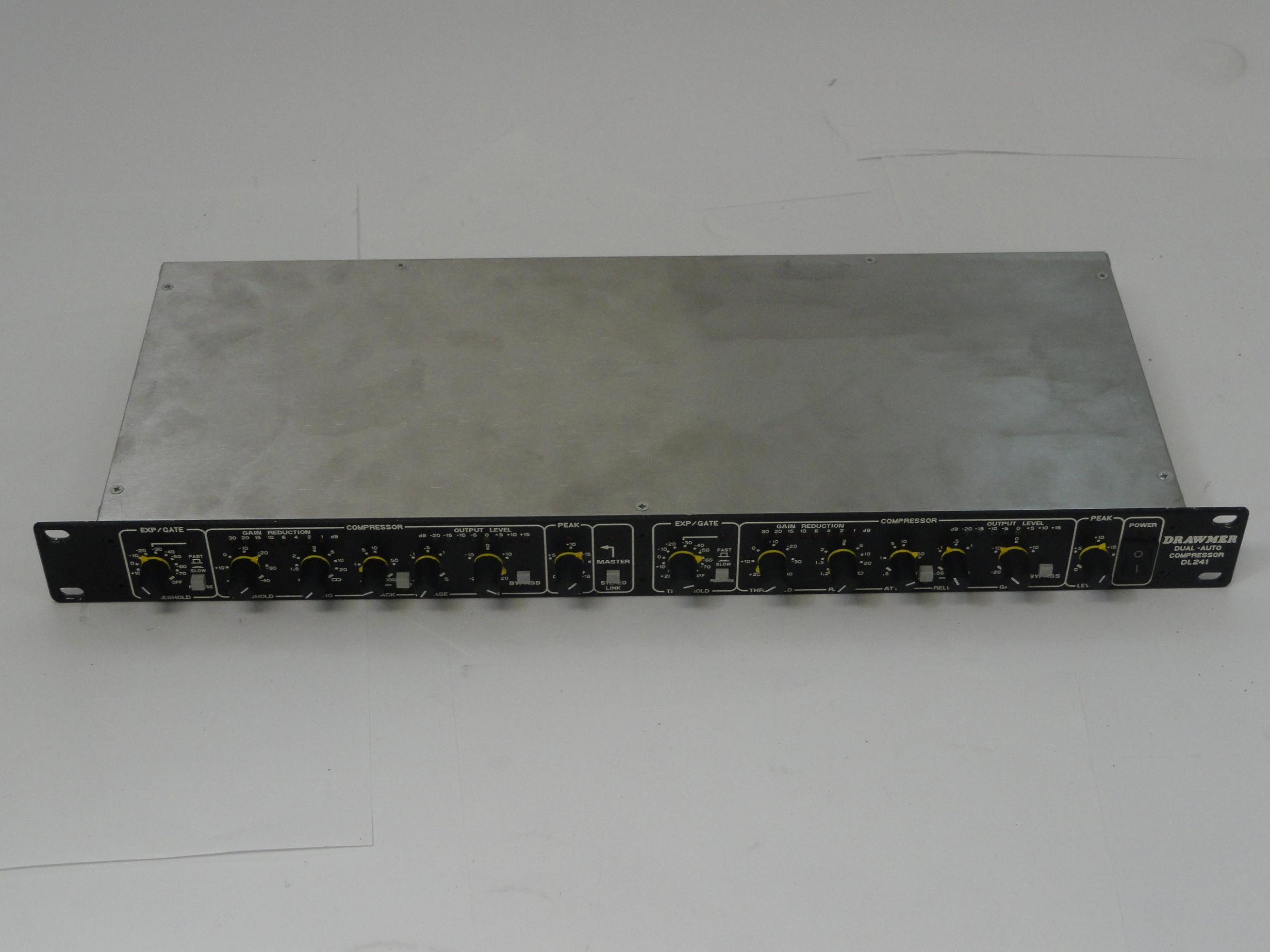 PR14278_DL241_Drawmer Dual Auto Audio Compressor - Image2