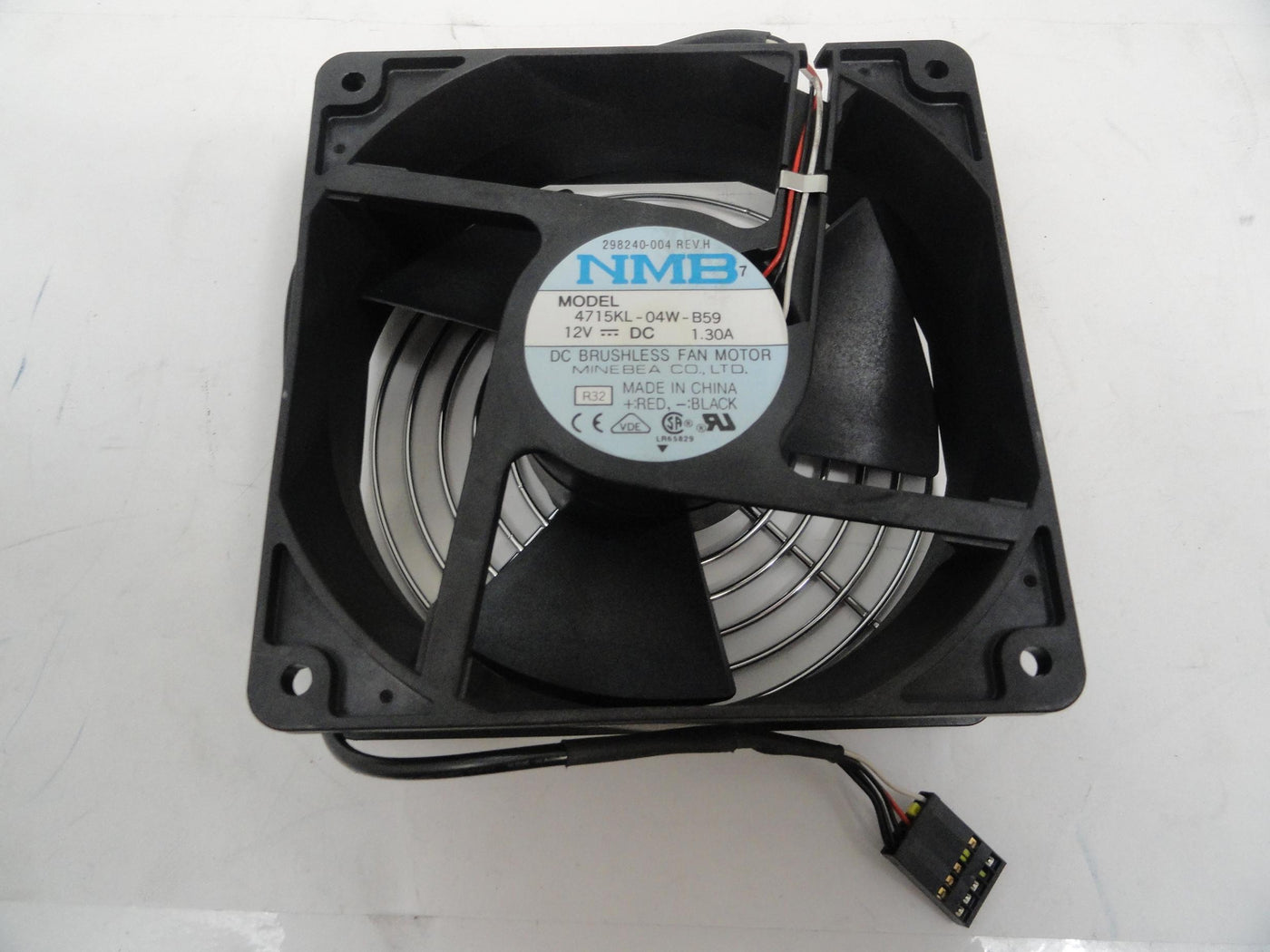 PR16677_4715KL-04W-B59_NMB 120mm Chassis Fan - Image3