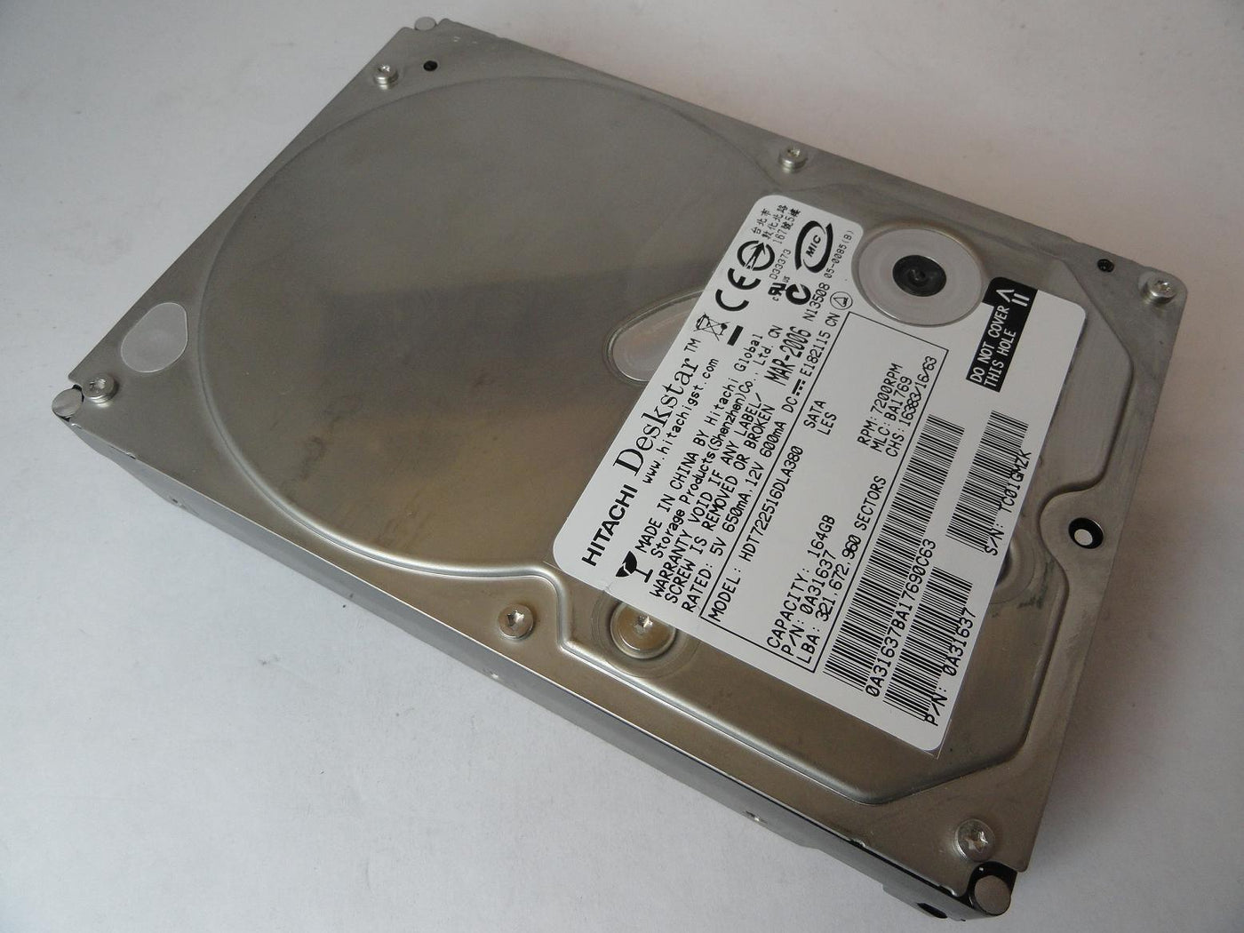 0A31637 - Hitachi 164GB SATA 7200rpm 3.5in Deskstar HDD - Refurbished
