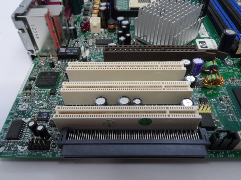 MC0980_323091-001_HP D530 System Board Socket PGA 478B - Image5