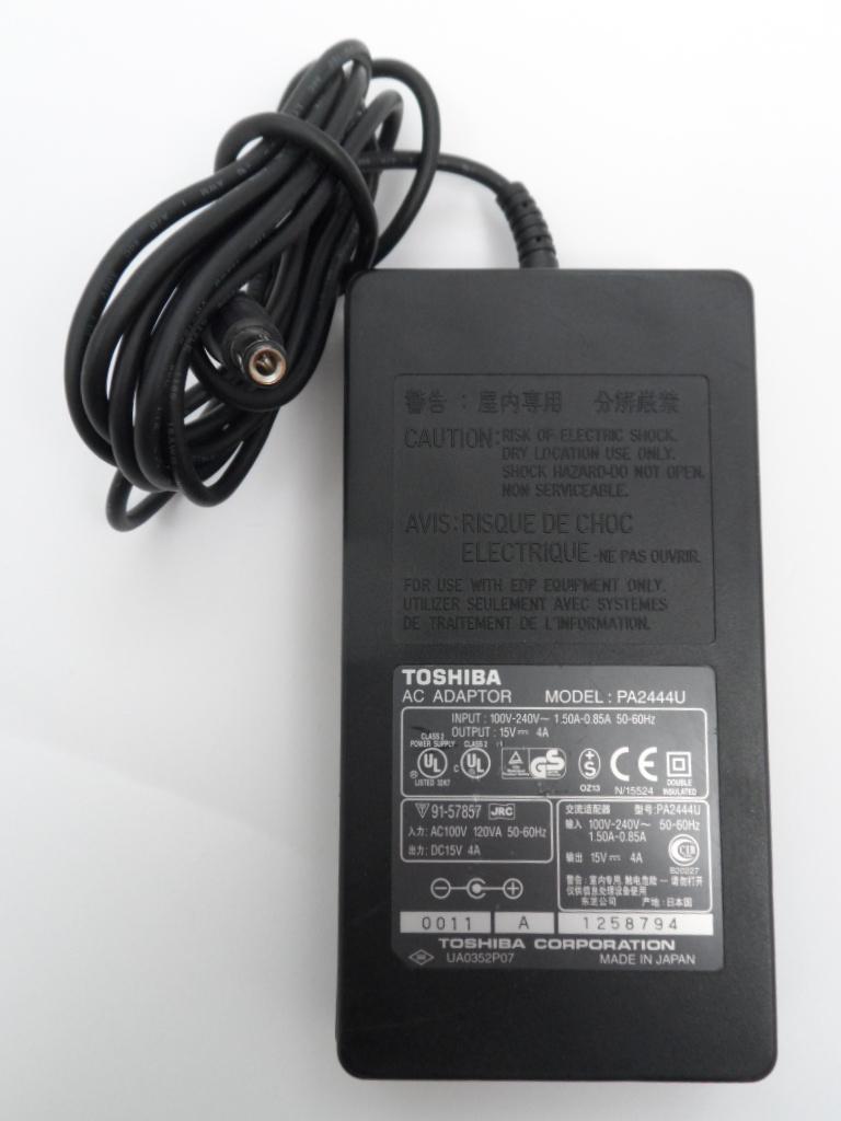 PR01153_PA2444U_Toshiba AC Adapter - Input 100-240VAC 50-60Hz - Image3