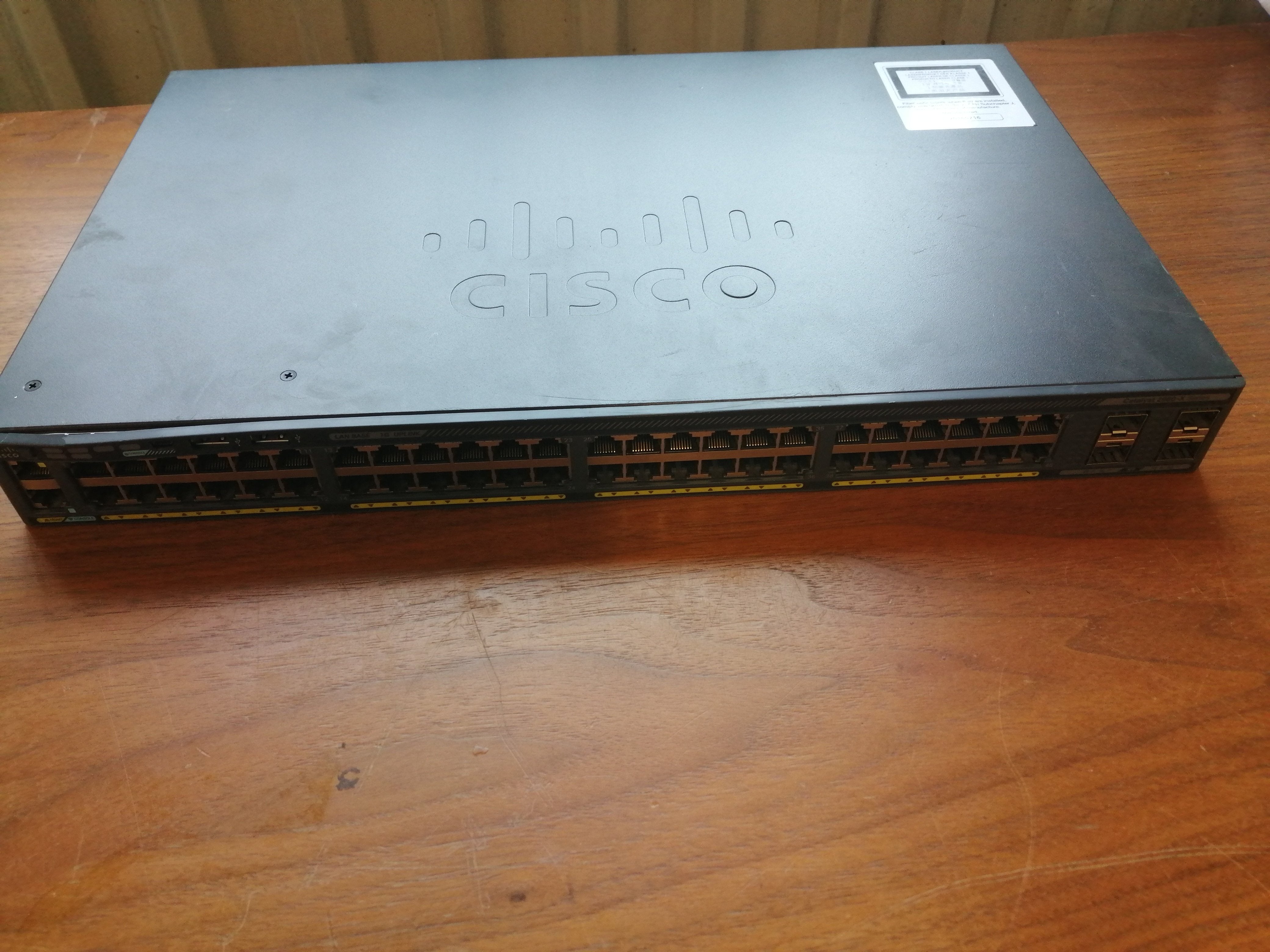CISCO CATALYST C2960-X 48 PORT SWITCH 240V 2.1A 50-60 HZ ( WS -C2960X-48TS-L USED )