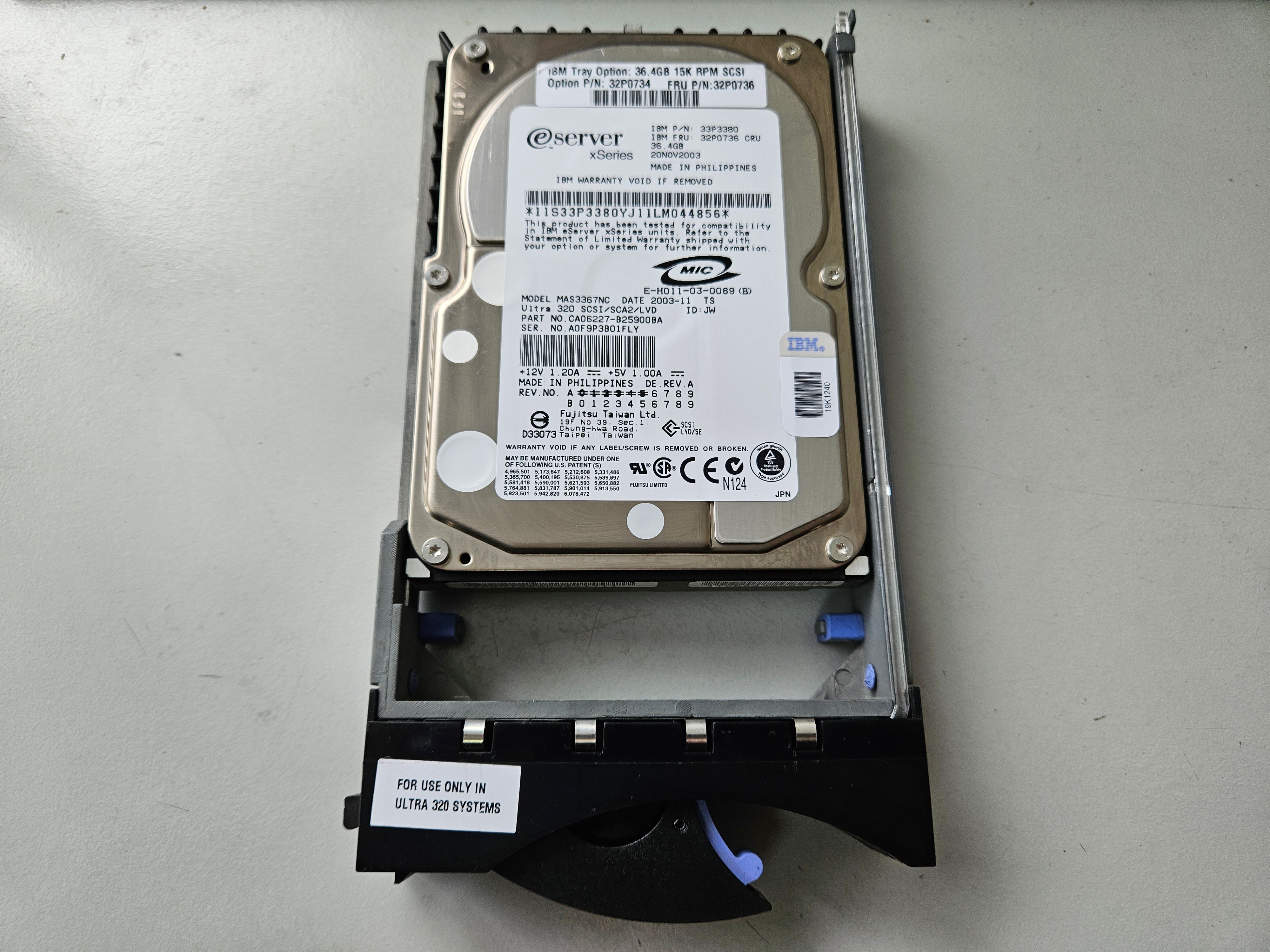 Fujitsu IBM 36.4GB 15kRPM SCSI 80Pin 3.5in HDD in Caddy ( MAS3367NC CA06227-B25900BA 33P3380 32P0736 ) REF