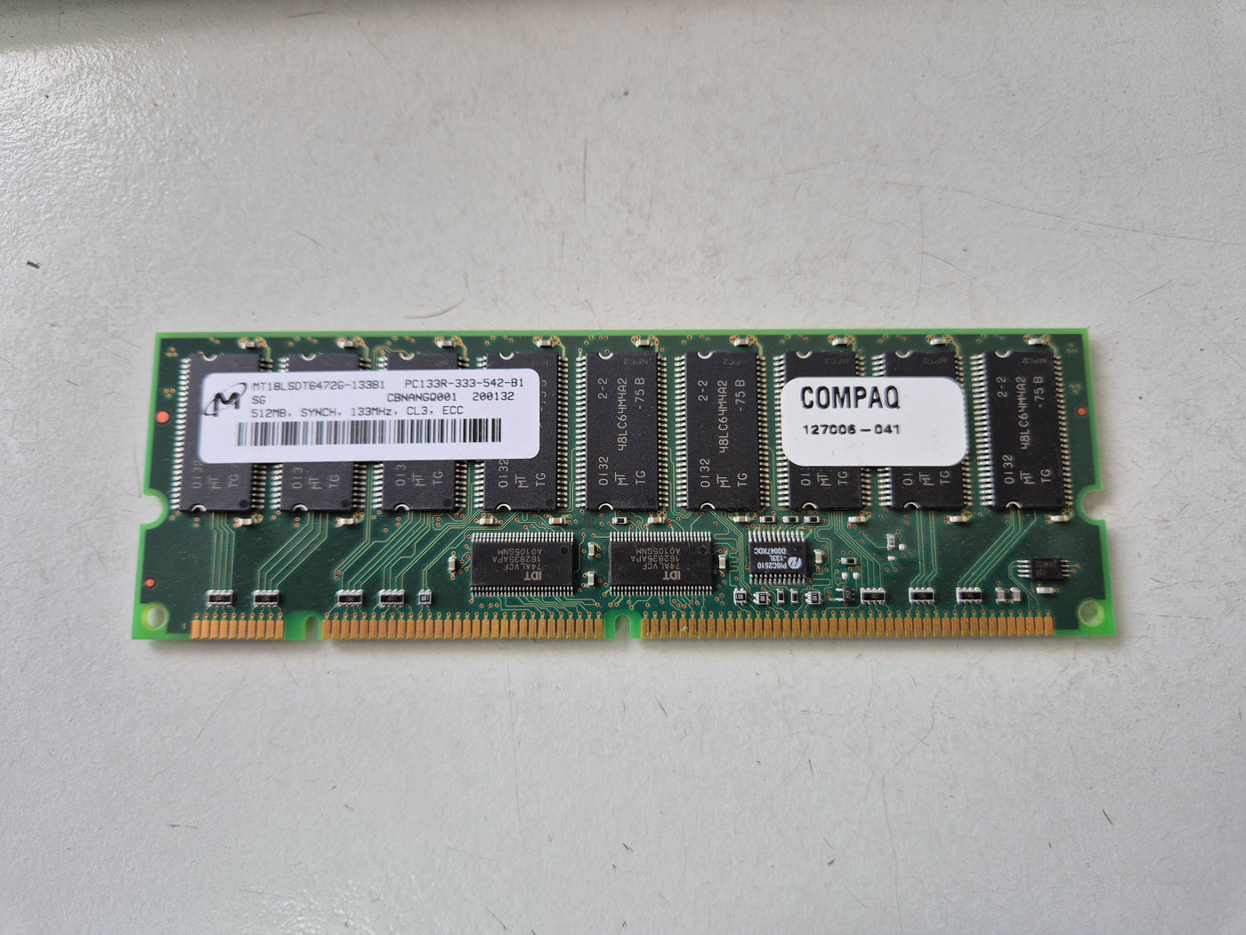 Micron Compaq 512MB PC133 133MHz ECC Registered CL3 168-Pin DIMM ( MT18LSDT6472G-133B1 1270066-041 ) REF