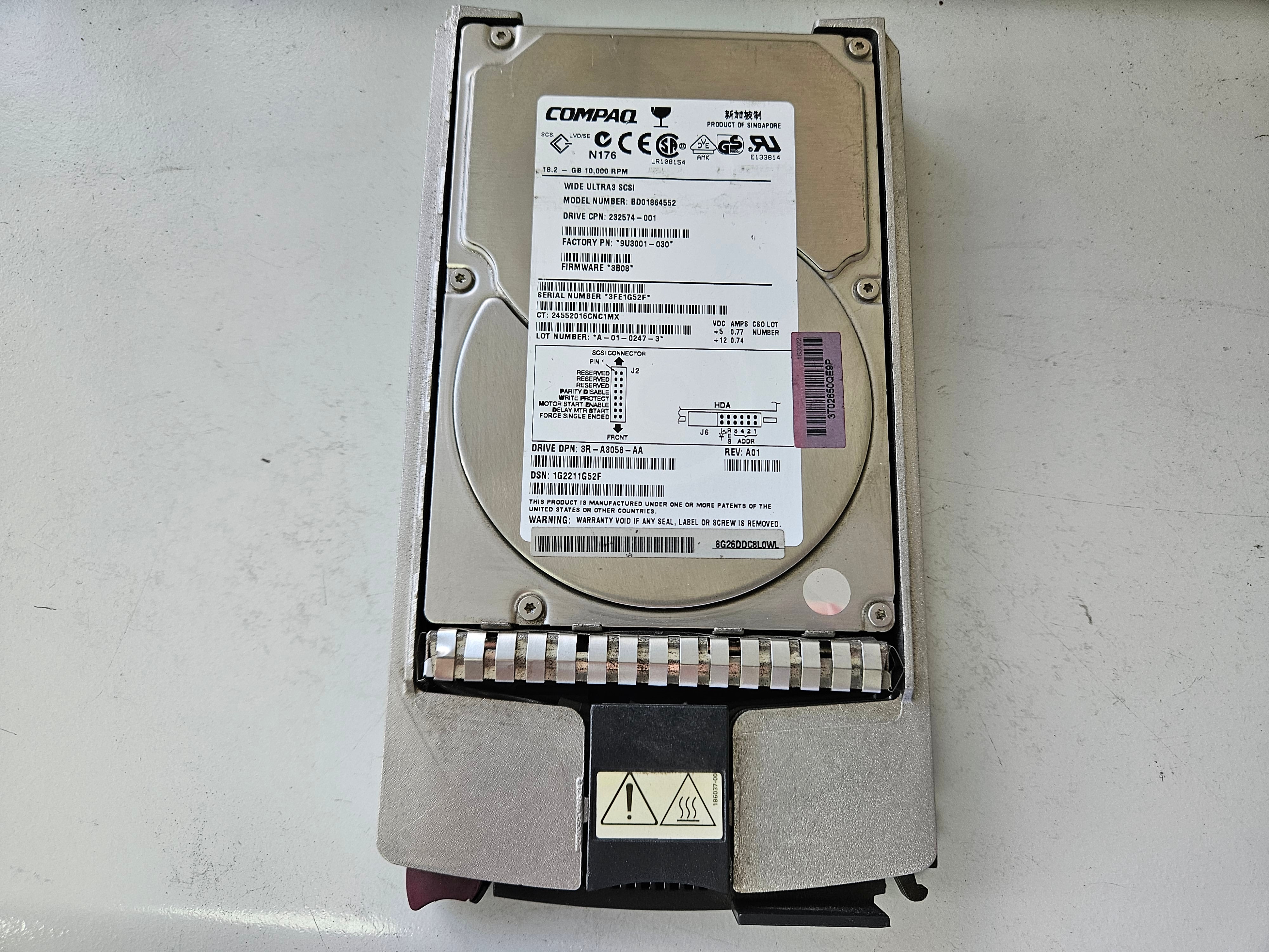 Compaq Seagate 18.2GB SCSI 80 Pin 10Krpm 3.5in HDD in Caddy ( 9U3001-030 BD01864552 232574-001 3R-A3058-AA ) USED