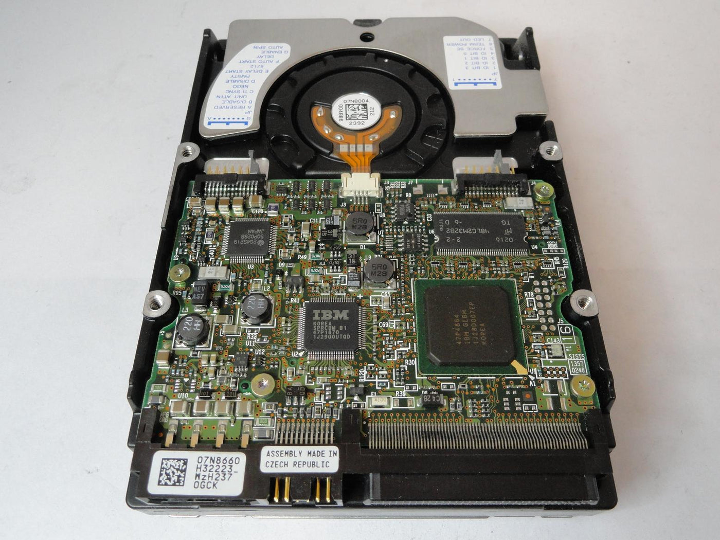 PR23165_08K0322_IBM 146Gb SCSI 68 Pin 10Krpm 3.5in HDD - Image3