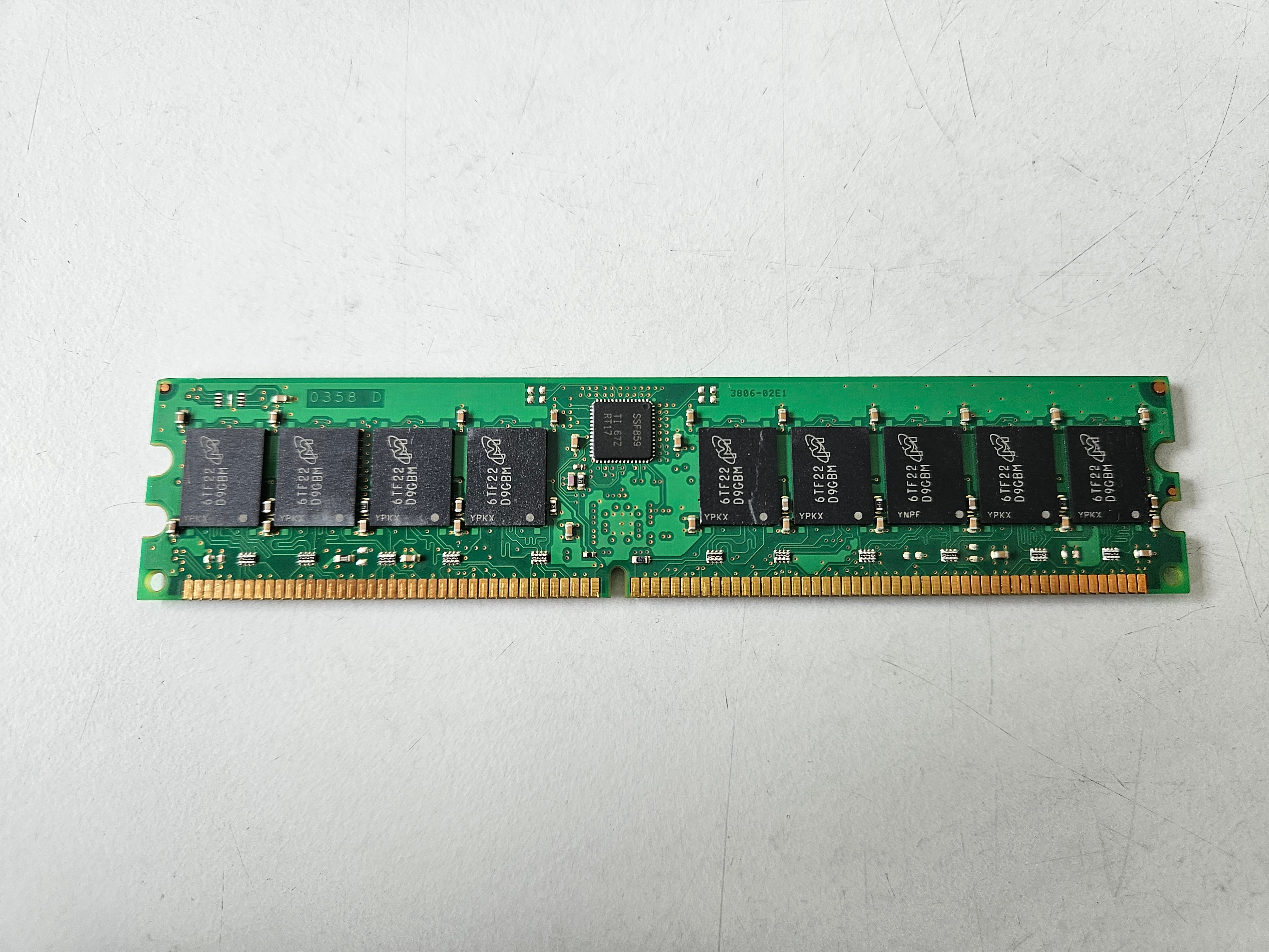 Micron 1GB DDR-400MHz PC3200 ECC Registered CL3 184-Pin DIMM ( MT18VDDF12872Y-40BF1 ) REF