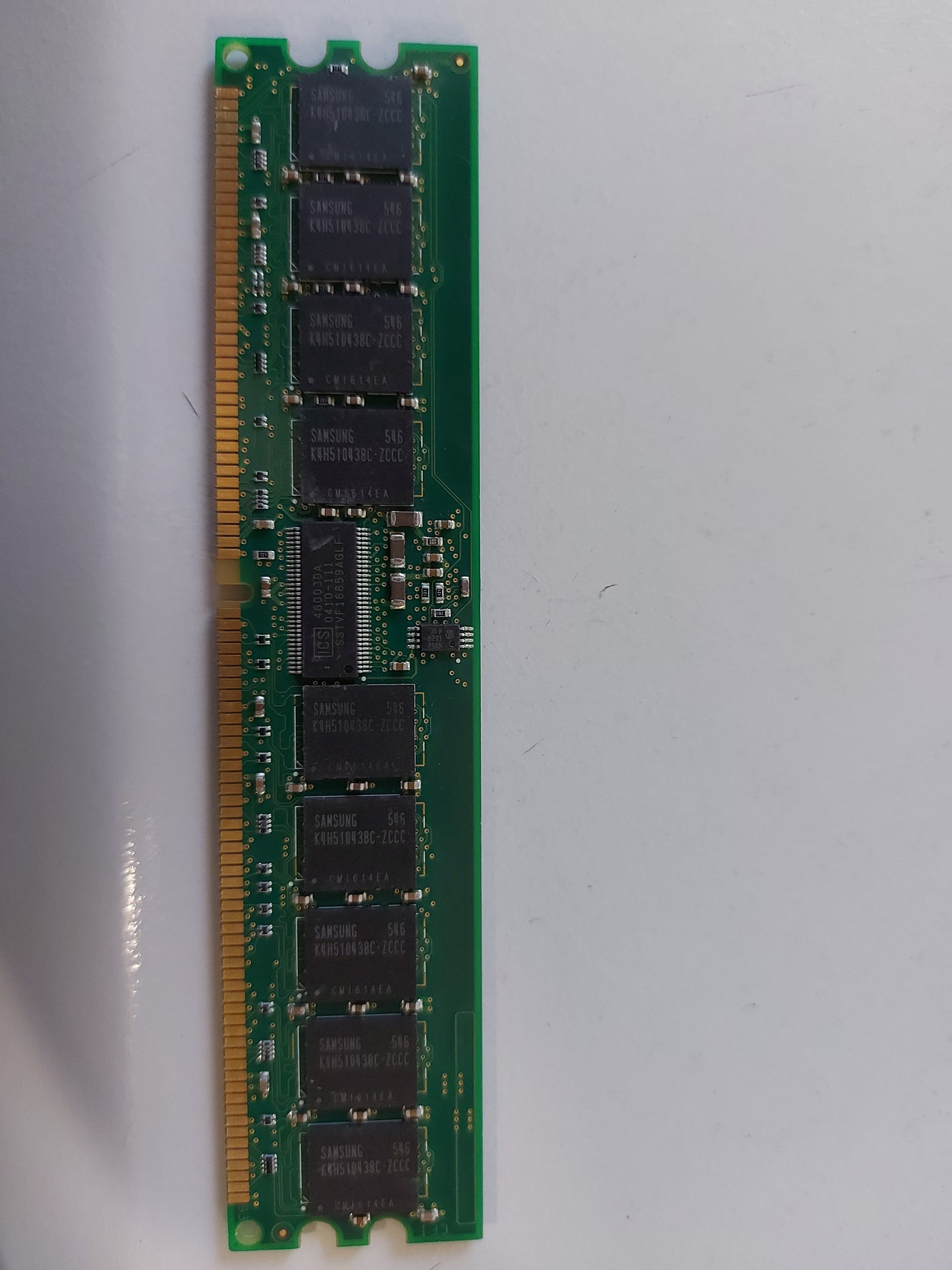 Samsung 1GB PC3200 400Mhz DDR CL3 ECC SDRAM ( M312L2920CZ0-CCC M312L2920CZ0-CCC    Samsung )