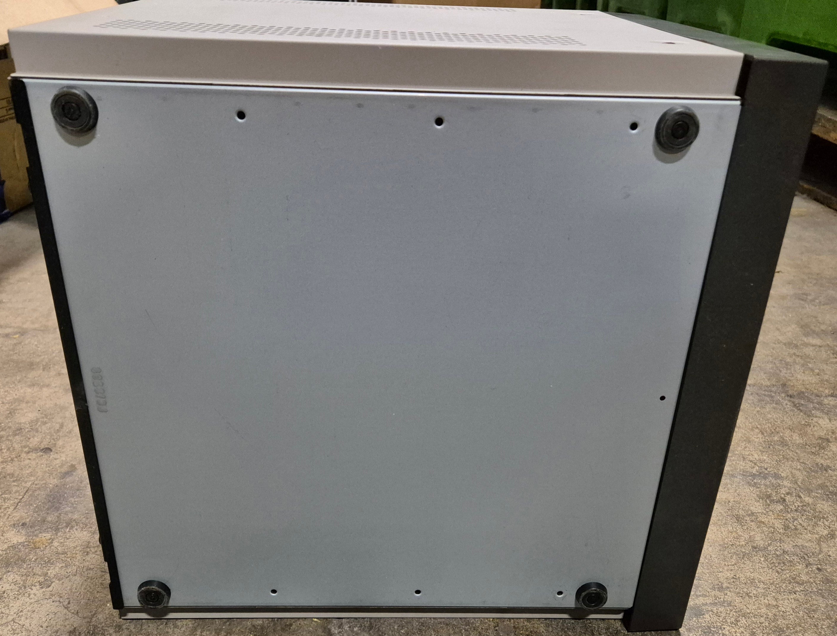 JVC Colour Video Monitor Boxed with original manual ( TM-H140PN ) USED