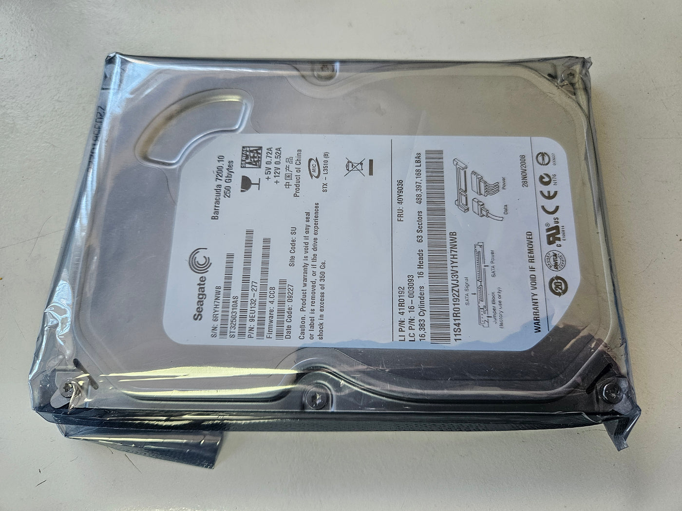 Seagate Lenovo 250GB SATA 7200rpm 3.5in HDD ( 9EU132-277 ST3250310AS 41R0192 16-003093 40Y9036 ) REF