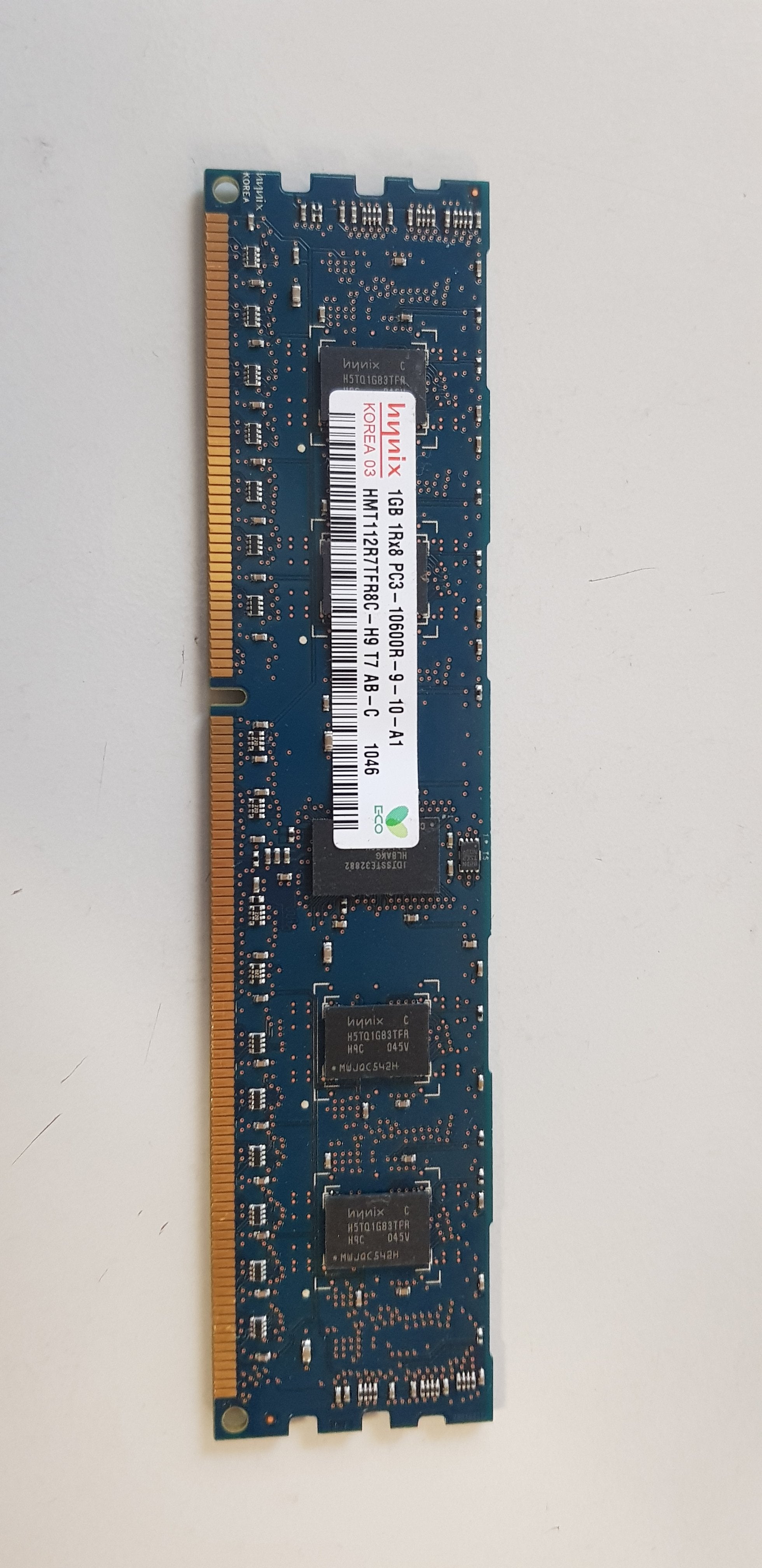 Hynix 1GB PC3-10600 DDR3-1333MHz ECC Registered CL9 240-Pin DIMM Single Rank Memory Module ( HMT112R7TFR8C-H9)