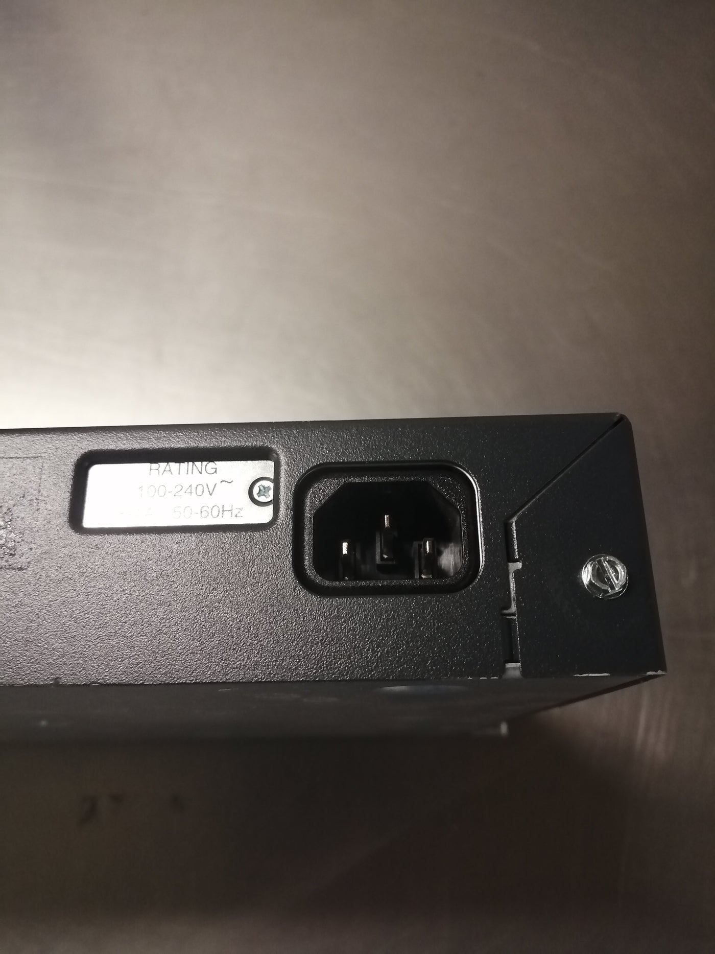 Cisco catalyst 2960 plus  48 port switch (  WS-C2960+48PST-S used )