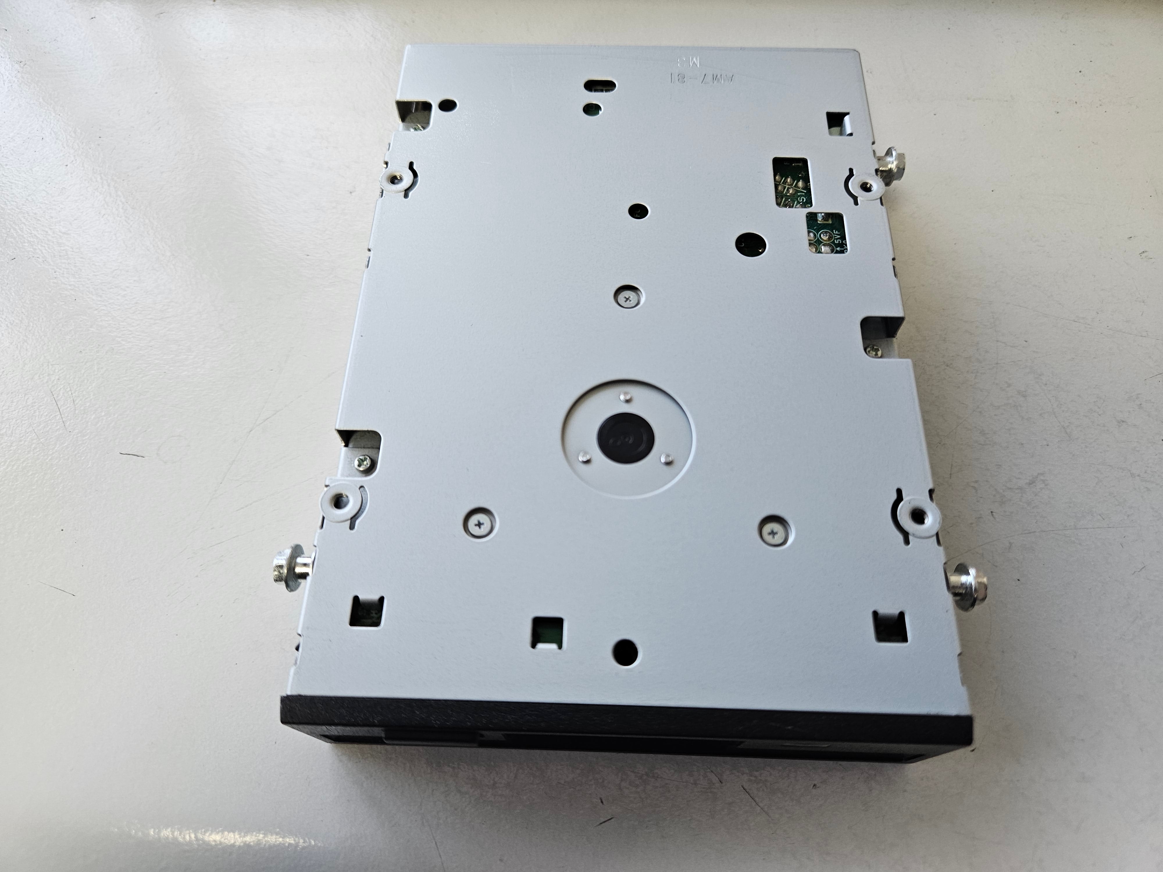 Sony Dell Internal 1.44Mb 34-Pin 3.5" Floppy Disk Drive ( MPF920F MPF920-T/B63 0UH650 ) REF