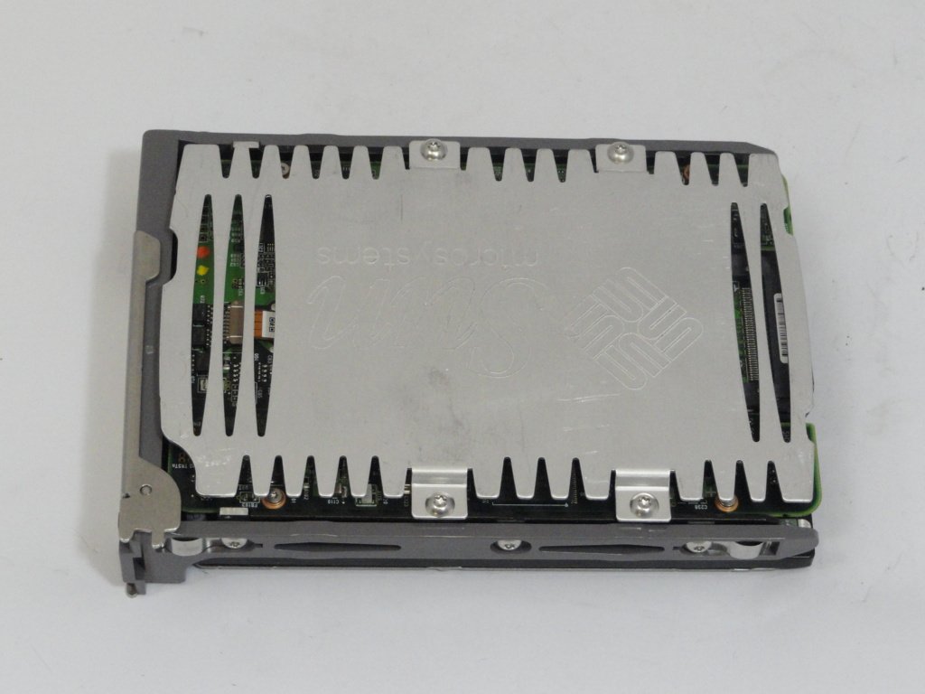 PR04724_17R6335_Hitachi Sun 72GB Fibre Channel 10Krpm 3.5in HDD - Image3