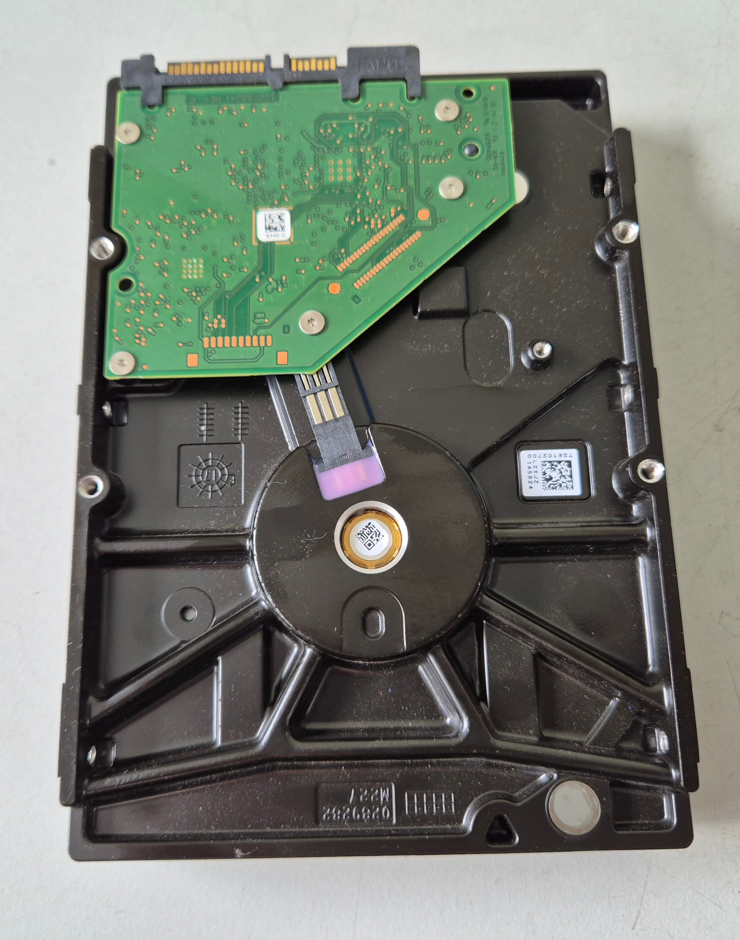 Seagate SkyHawk Surveillance 4TB SATA 5.9K 3.5in HDD ( 2DT166-300 ST4000VX007 ) REF