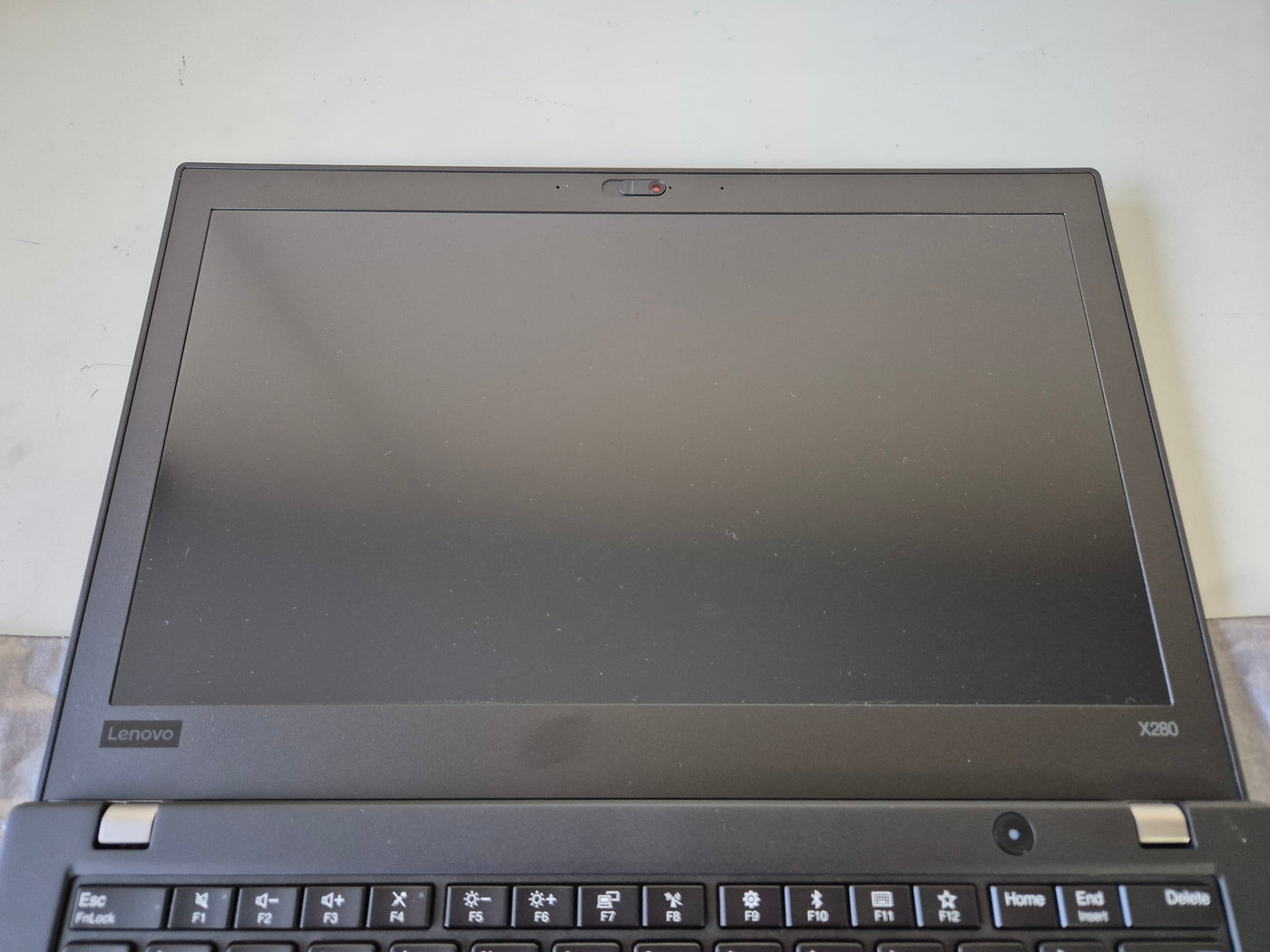 Lenovo ThinkPad X280 500GB SSD 16GB RAM i5-8350U 1.9GHz Win10 12.5" ( 20KE-S10600 ) REF