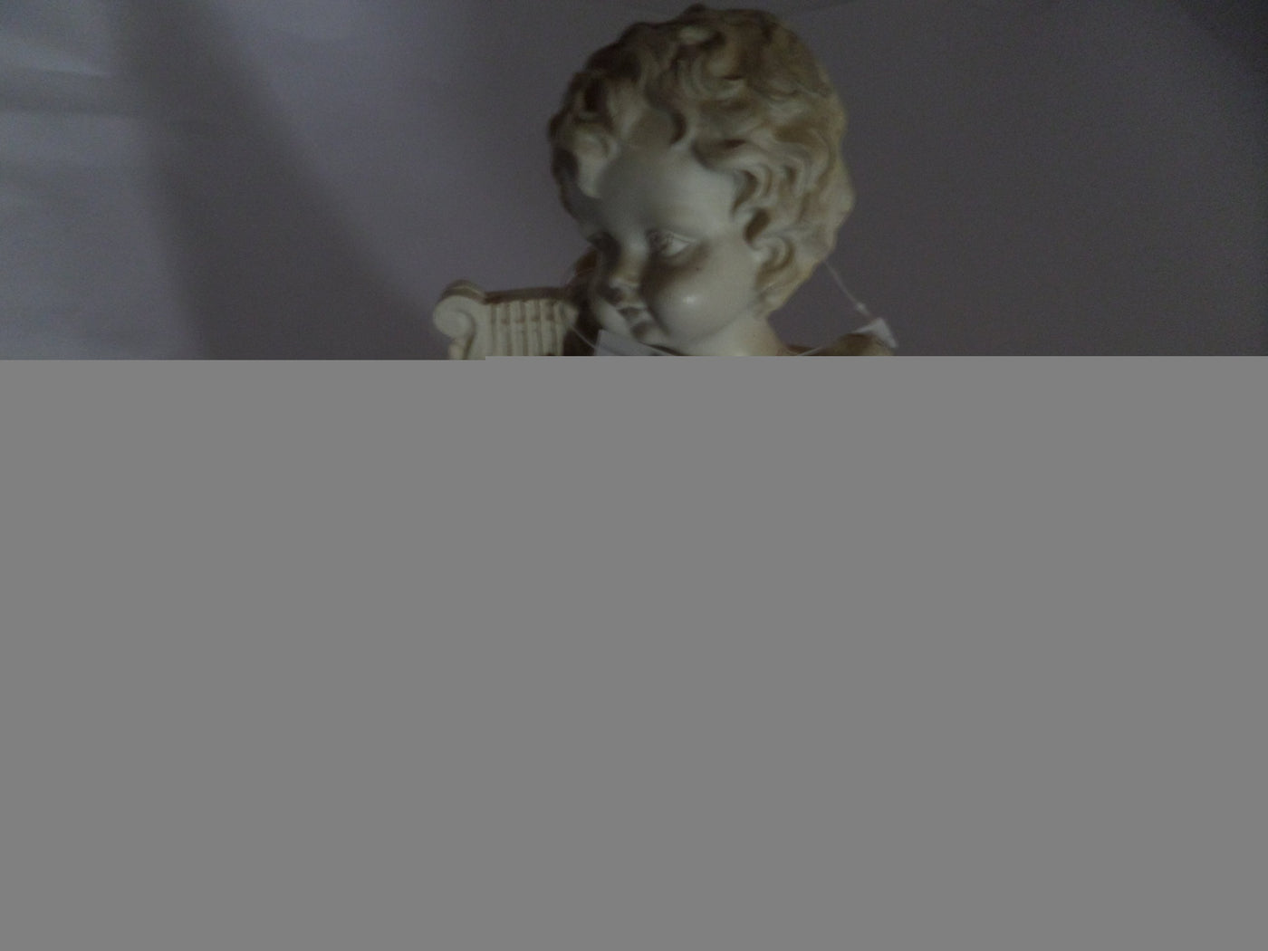 PR26255_BS122163_Premier cherub with solar white light - Image8