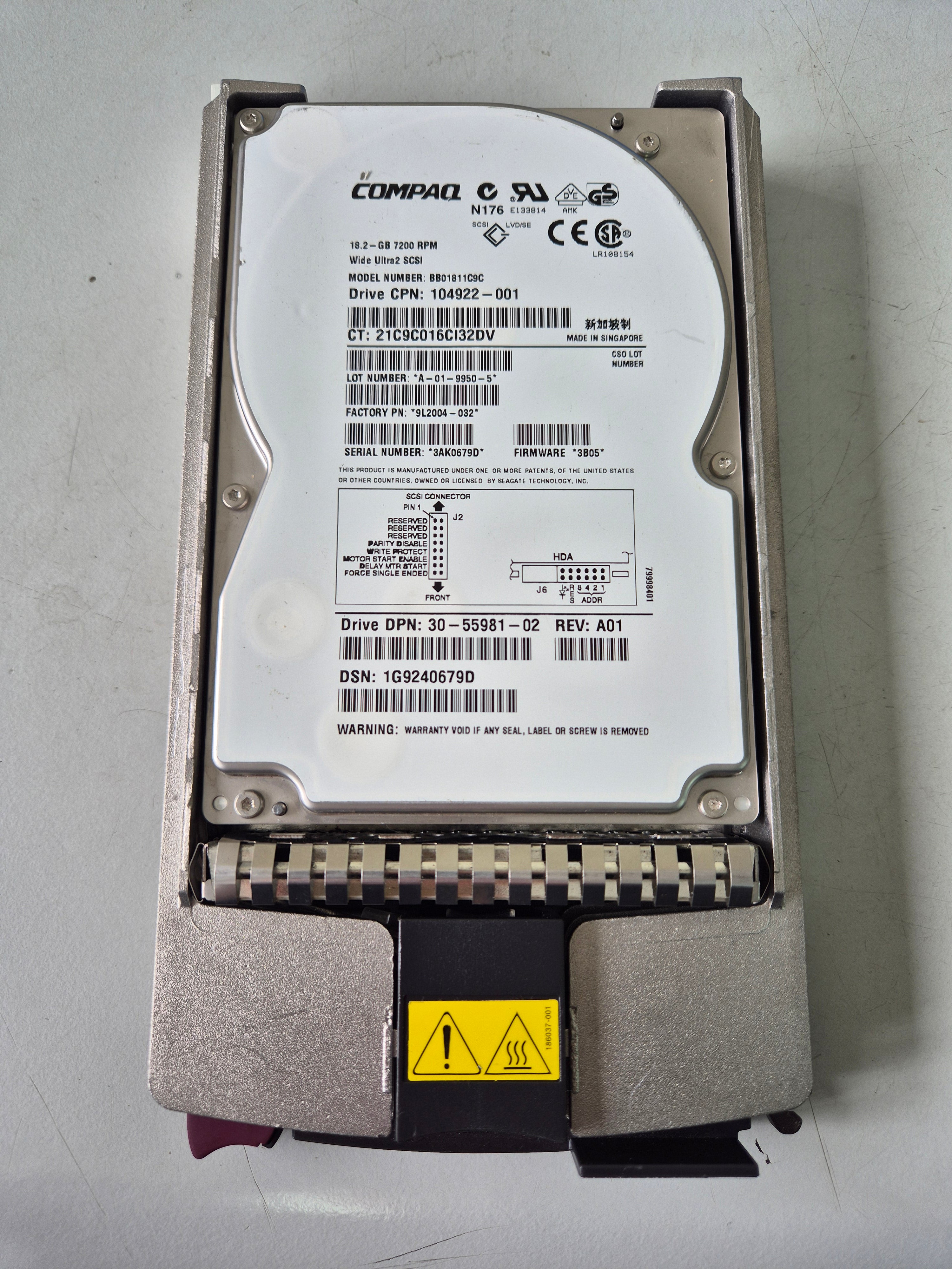 Compaq Seagate 18GB 7200RPM SCSI 80-Pin 3.5in HDD in Caddy ( 104922-001 BB01811C9C 9L2004-032 30-55981-02 104663-001 ) USED
