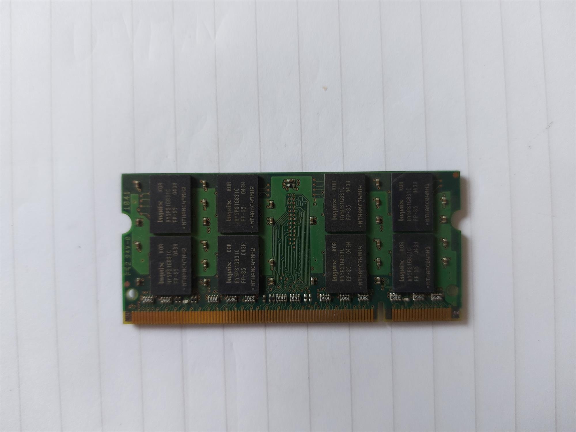 SanMax 2GB PC2-5300 200pin 667Mhz CL5 DDR2 SDRAM SODIMM Memory Module (SMD-N2G88H1AP-6E)