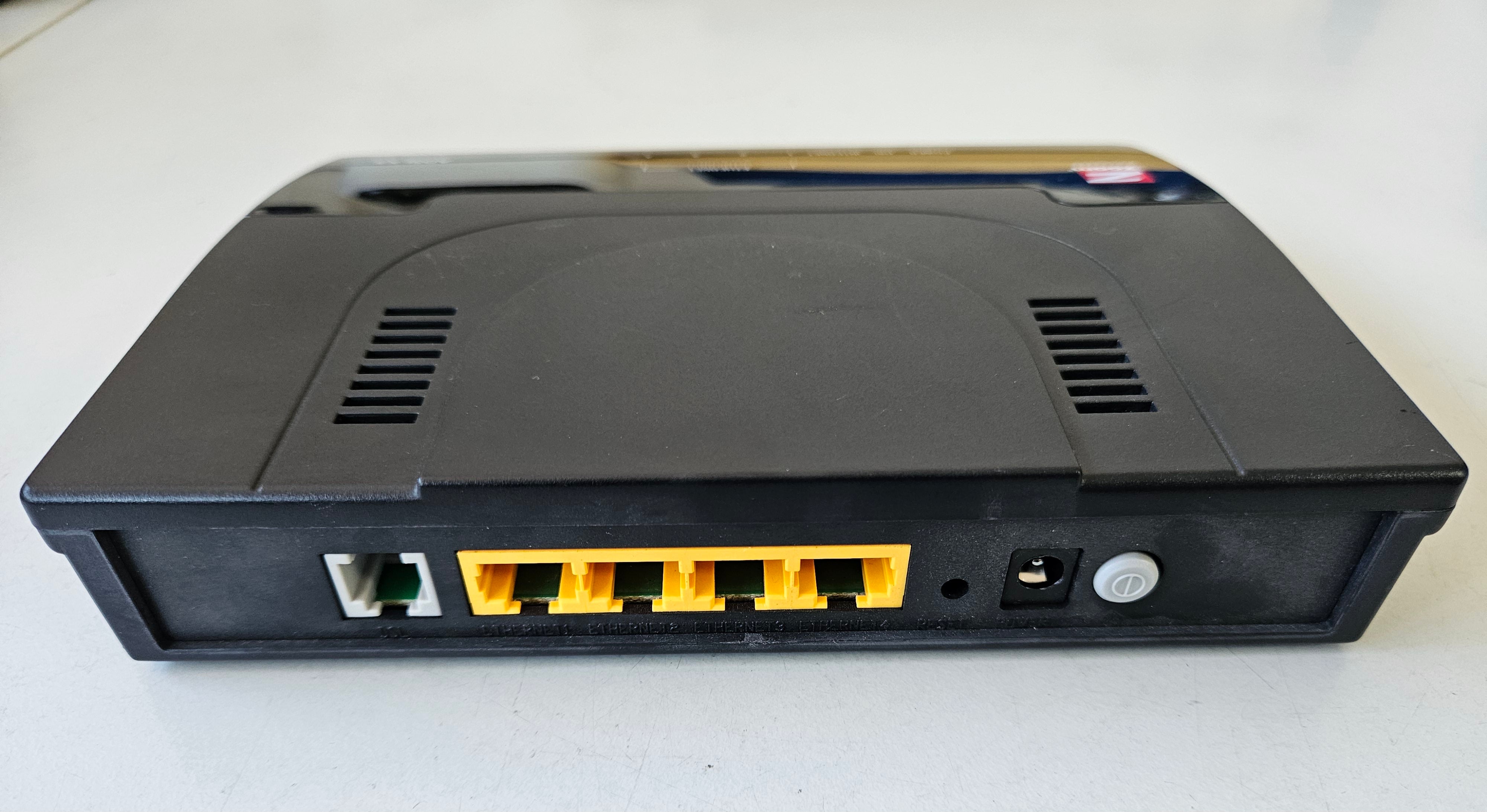 Zoom ADSL X5 Series 1083 Modem W/PSU ( 5754 ) USED