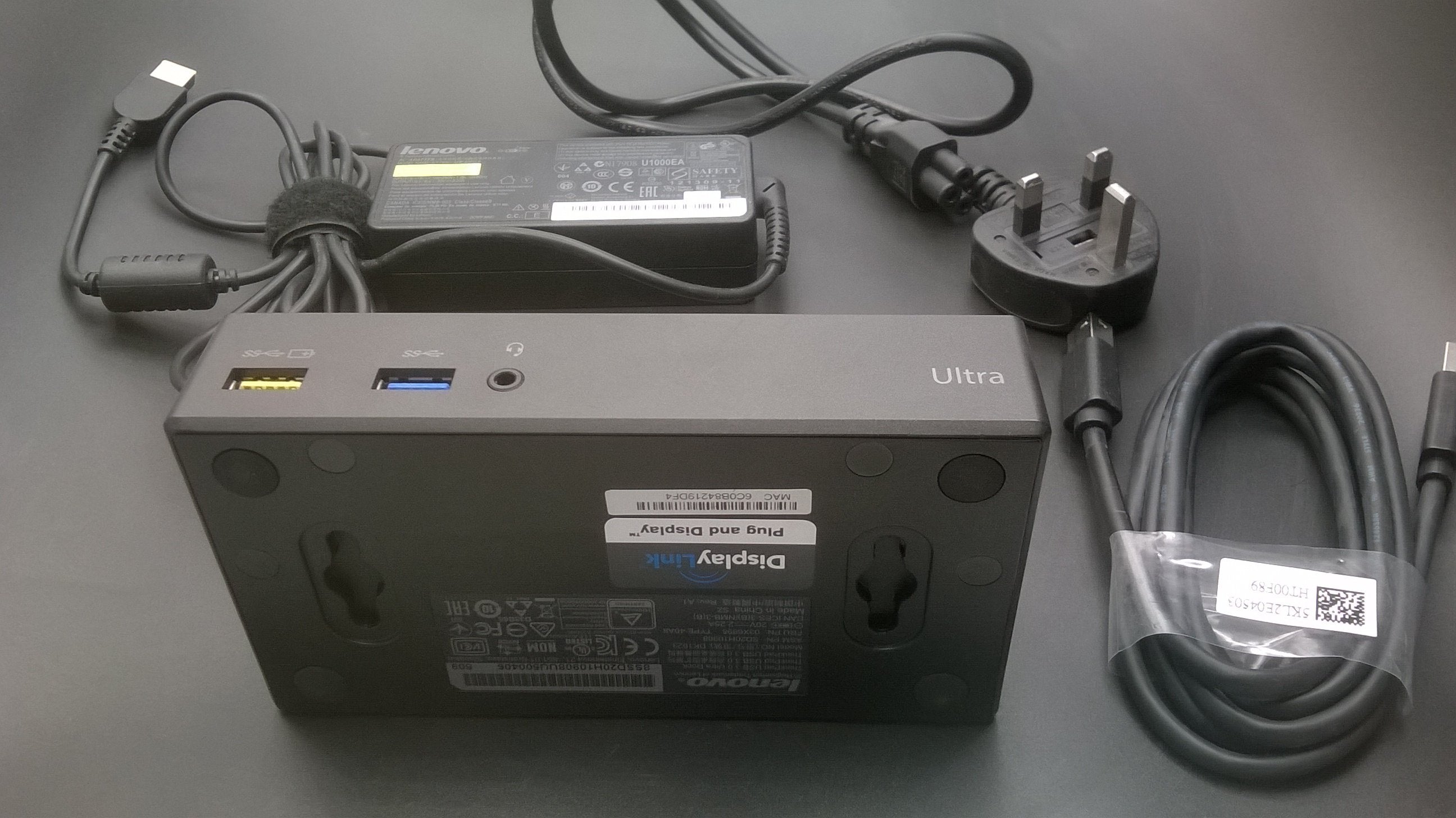 LENOVO DOCKING STATION  (DK1523 03X7131  03X6898 Used)