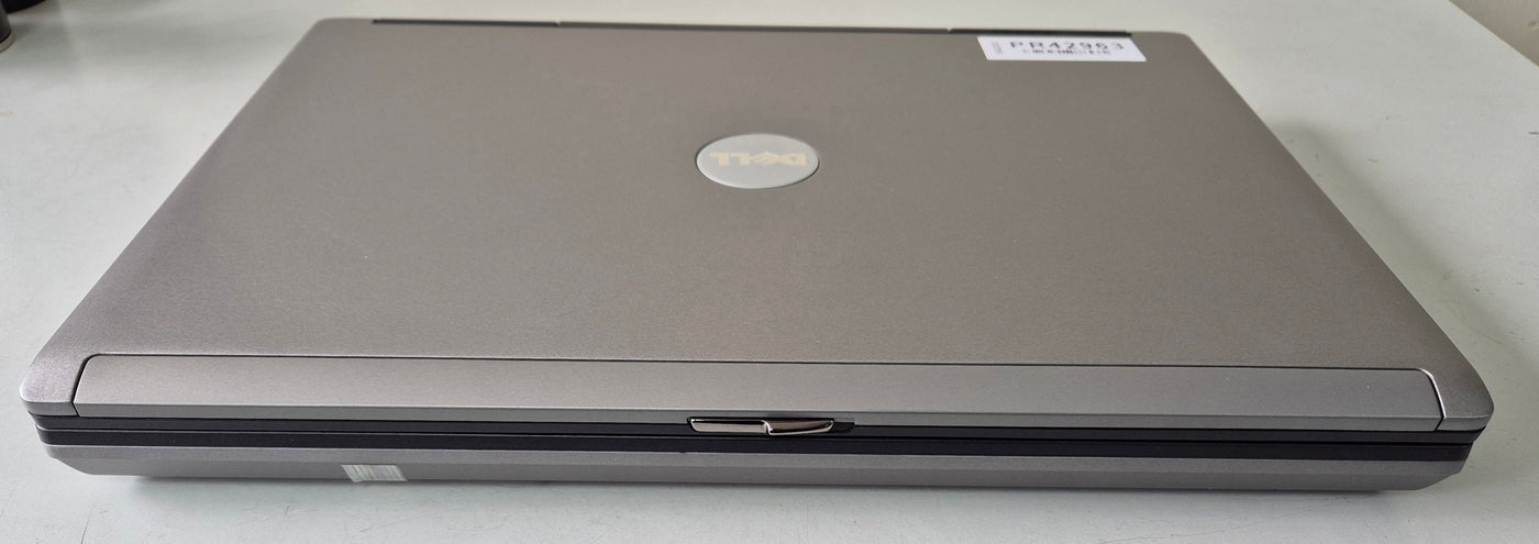 Dell Latitude D830 Core 2 Duo 2.2GHz 4GB RAM DVD NO HDD NO OS 15.4" BATTERY NOT HOLDING CHARGE ( PP04X ) USED