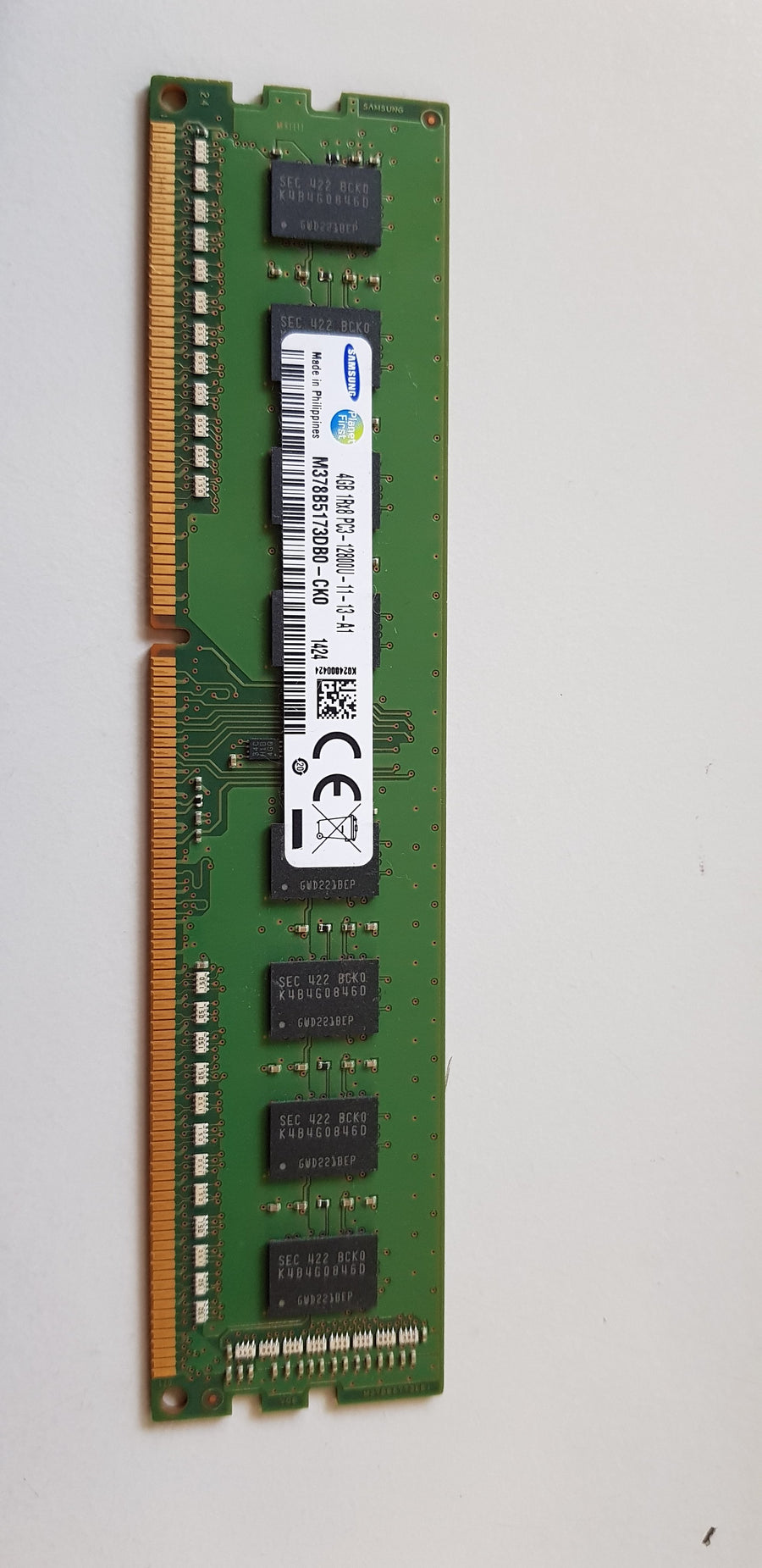 Samsung HP 4GB PC3-12800 DDR3-1600MHz non-ECC Unbuffered CL11 240-Pin DIMM ( M378B5173DB0-CK0 698650-154 ) REF