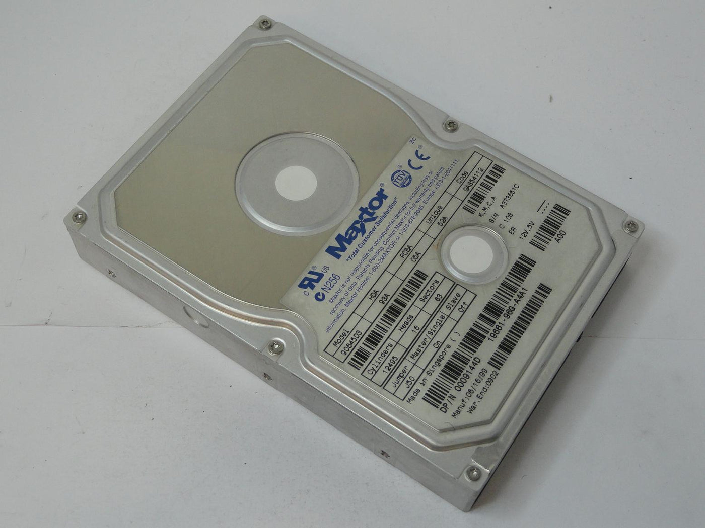 90645D3 - Dell / Maxtor 6.4GB IDE 54000rpm 3.5" HDD - Refurbished