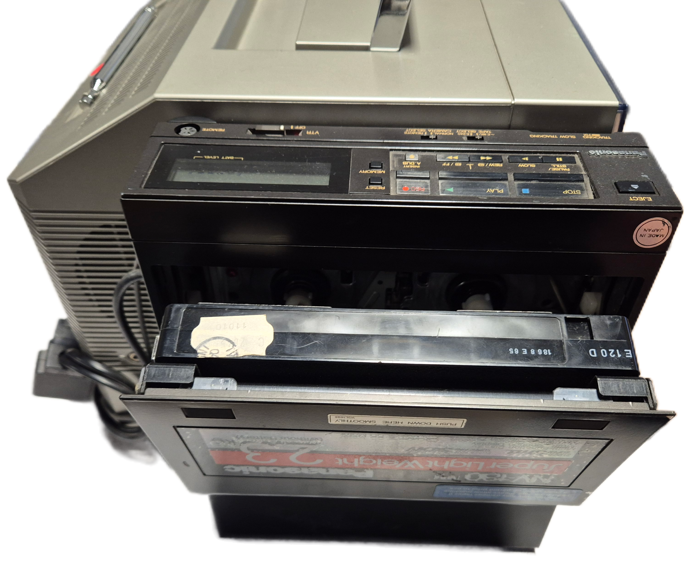 Panasonic TC-1100G Colour TV + NV-180 VHS Video Recorder ( TC-1100G ) USED