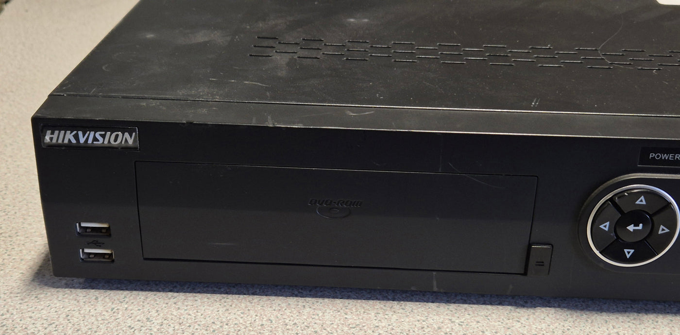 HIKVision 16 Channel Turbo HD DVR - 2x4TB HD - password reset - damaged connector - DVD requires new band ( DS-7316HQHI-SH ) USED