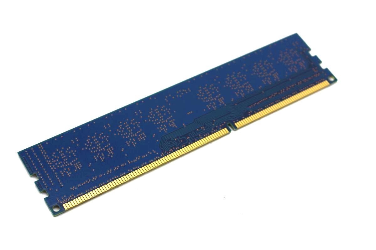 Hynix HMT112U6TFR8C-H9 PC3-10600U-9-10-A0 1GB Memory RAM ( HMT112U6TFR8C-H9 PC3-10600U-9-10-A0  USED)