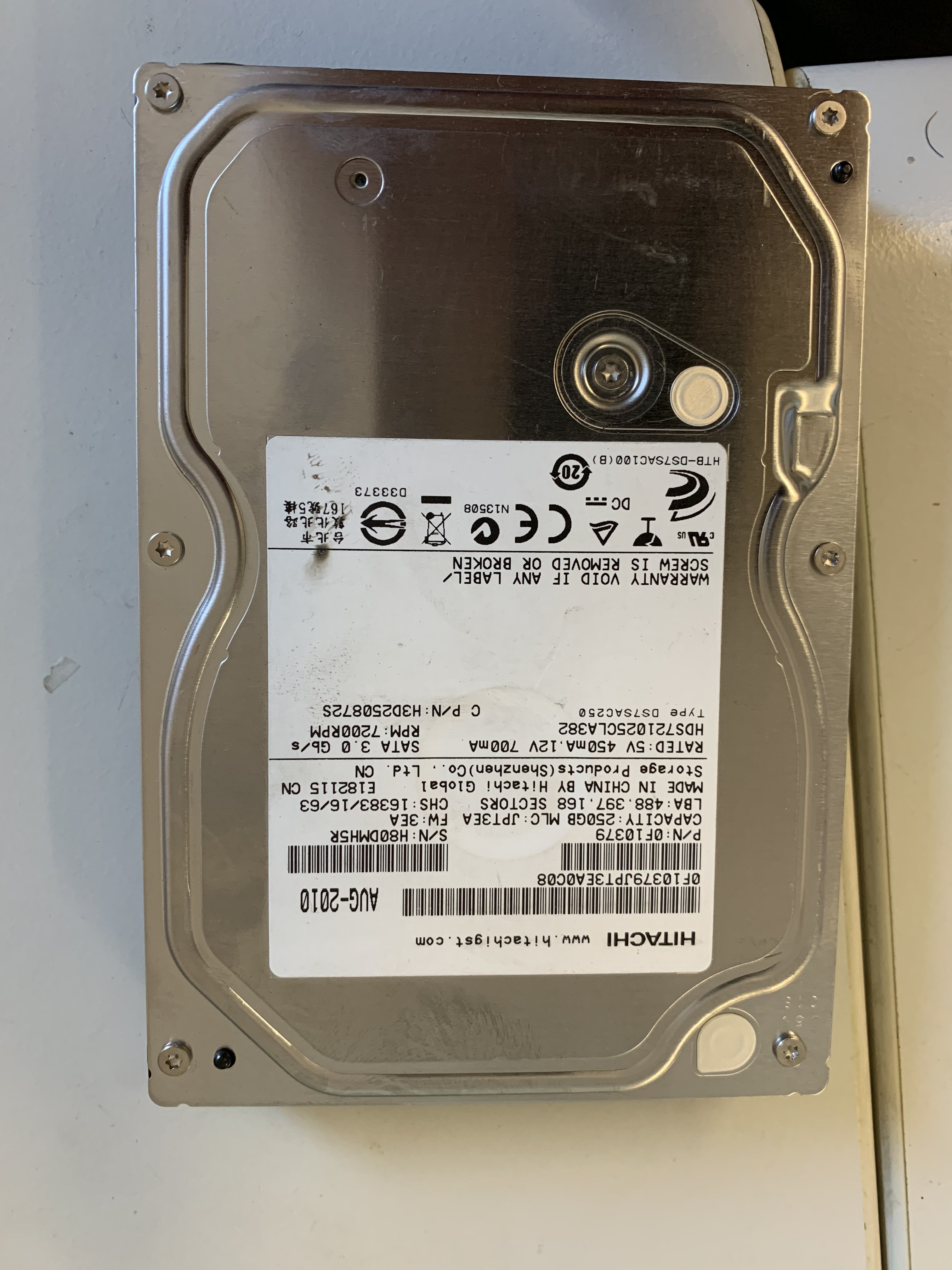 Hitachi 3.5in 250GB SATA 7200RPM HDD ( HDS721025CLA382 REF)