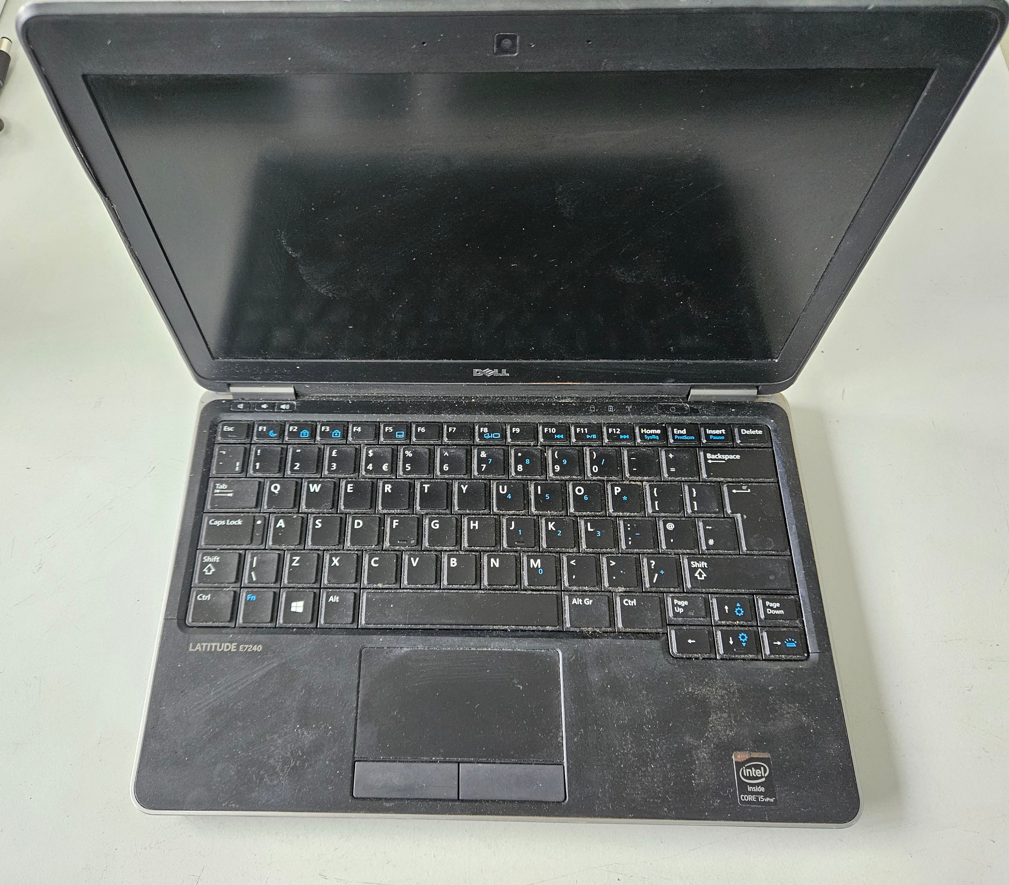 Dell Latitude E7240 120GB SSD 14" Laptop ( NFG6J ) SPR