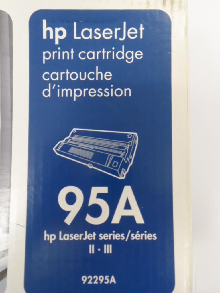 PR23647_95A_HP 92295A Black Toner Cartridge - Image2