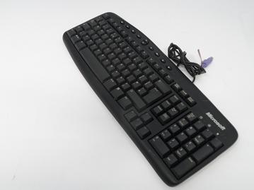 PR01262_X801384-101_Microsoft PS/2 QWERTY Black Keyboard - Image4