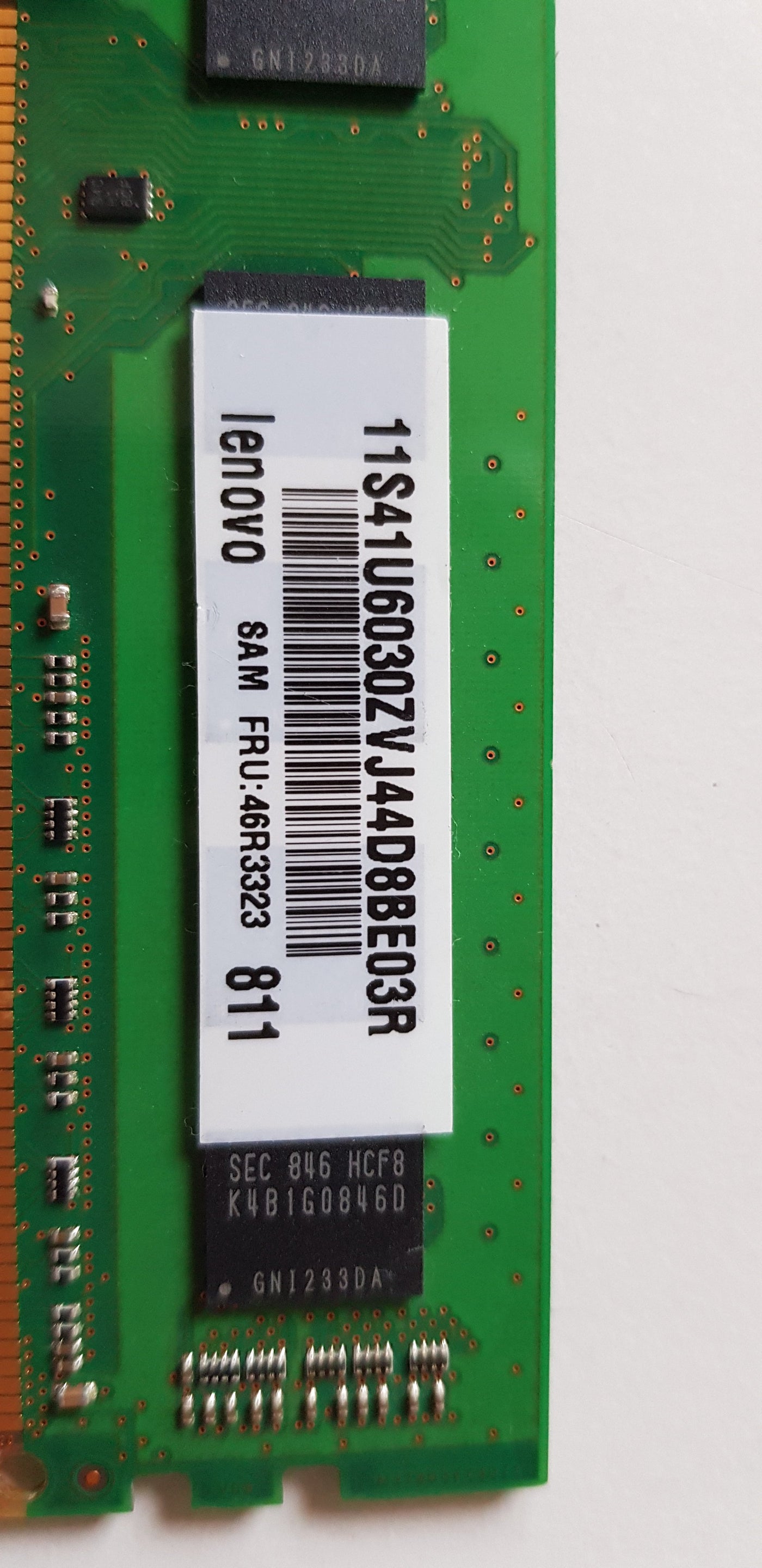 Samsung Lenovo 2GB PC3-8500 DDR3-1066MHz non-ECC Unbuffered CL7 240-Pin DIMM ( M378B5673DZ1-CF8 46R3323 ) REF