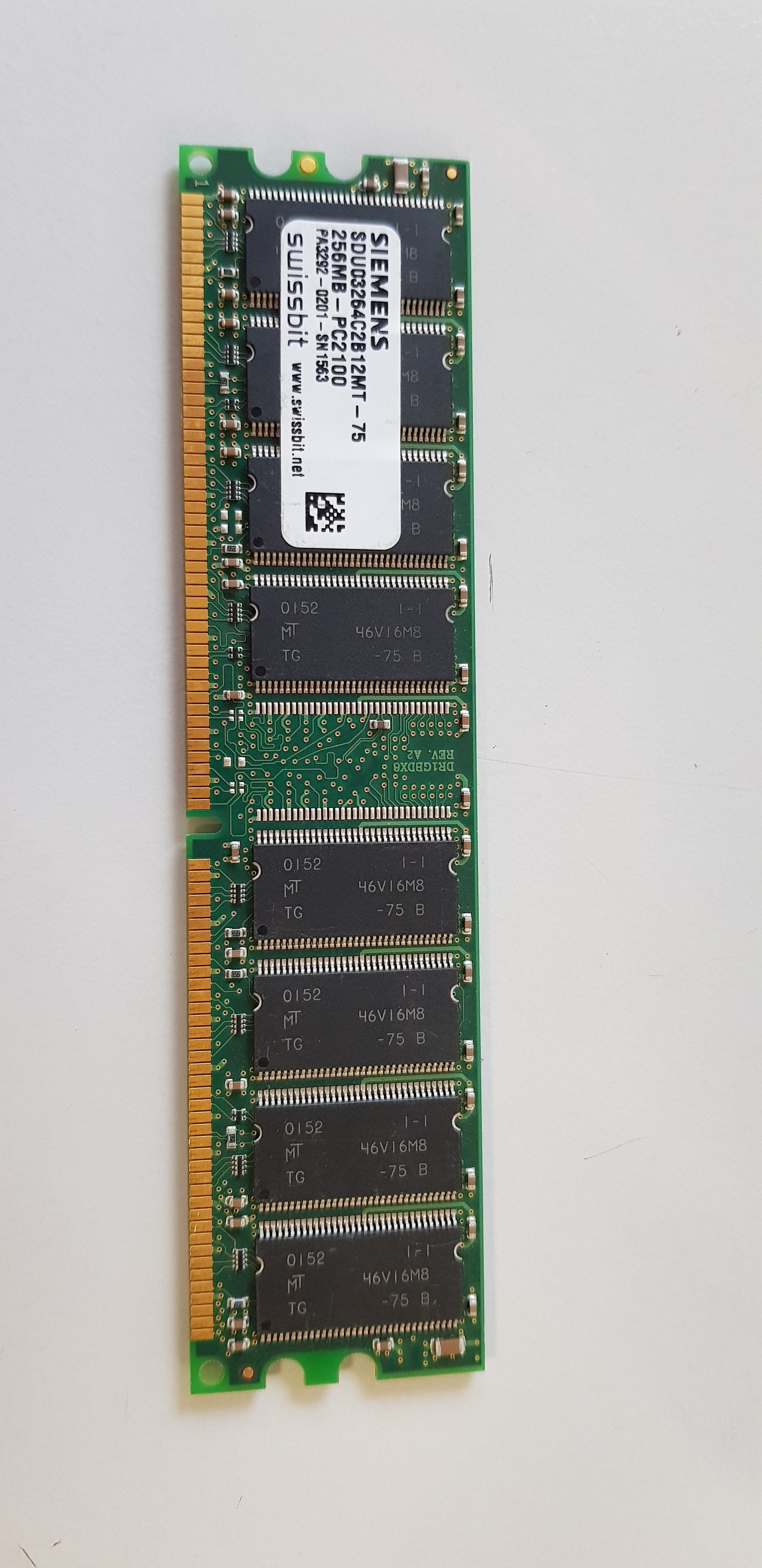Siemens 256MB PC2100 184P nonECC CL2.5 DDR SDRAM DIMM (SDU03264C2B12MT-75)