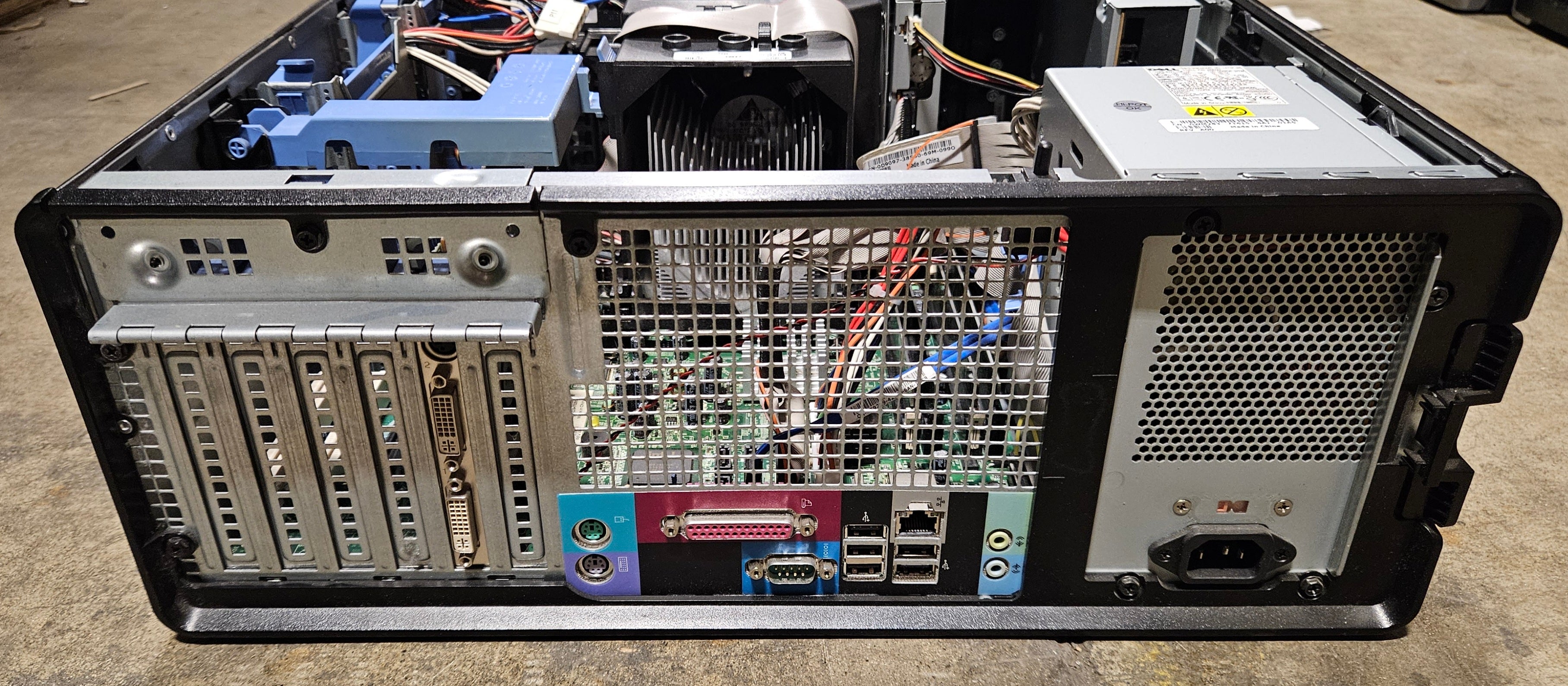 Dell Precision 390 4GB RAM Core2Duo 2.66Ghz NO OS NO HDD Dual DVI Nvidia Quadro FX Win7Pro COA - no side panel ( DCTA ) USED