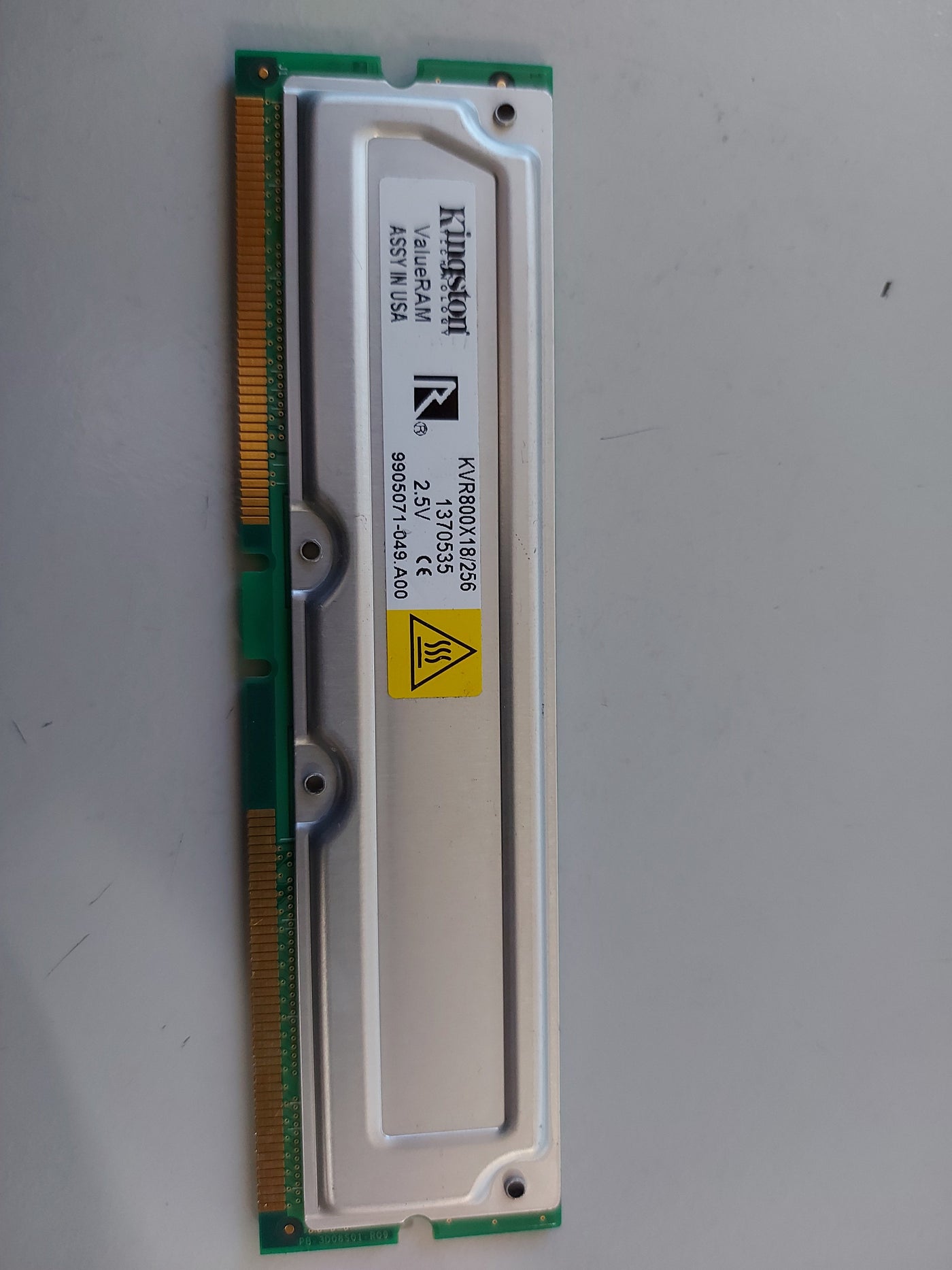 Kingston 256MB RDRAM PC-800 ECC 184-Pins Memory KVR800X18/256  9905071-049