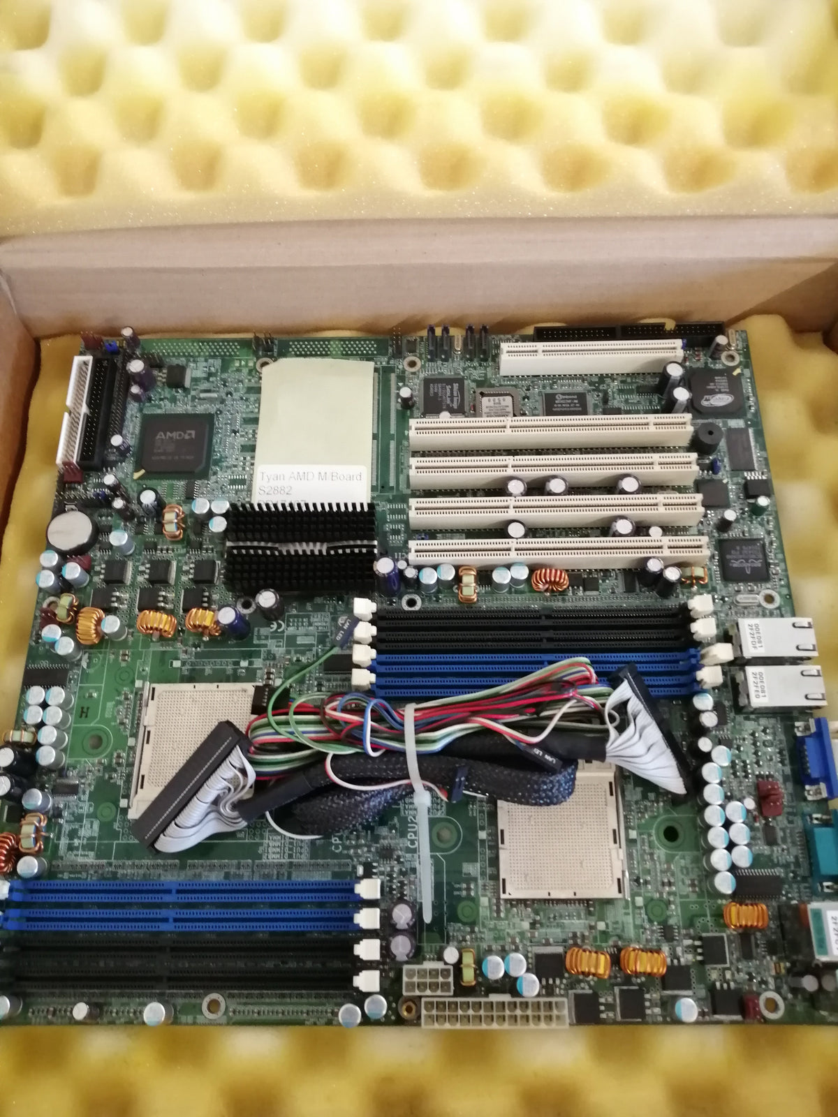 Tyan Dual AMD Motherboard Thunder K8SD Pro (S2882)